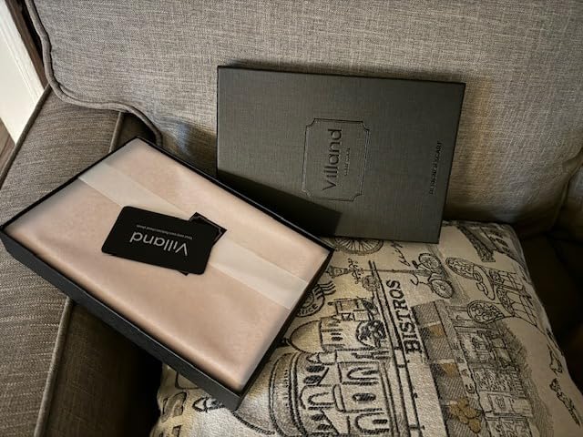 Villand Pure 100% Cashmere Scarf with Fringed Edges, Ultra Soft Large Cashmere Shawl Wrap for Women and Men - Customer Photo 2