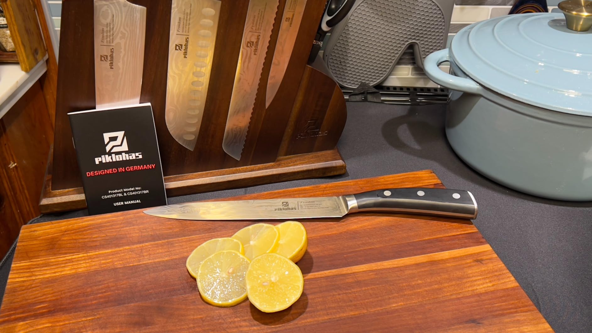 Knife Sets for Kitchen with Block, 17 Pieces with Magnetic Knife Holder, German High Carbon Stainless Steel Damascus Pattern Chef Knife Set - Customer Photo 2