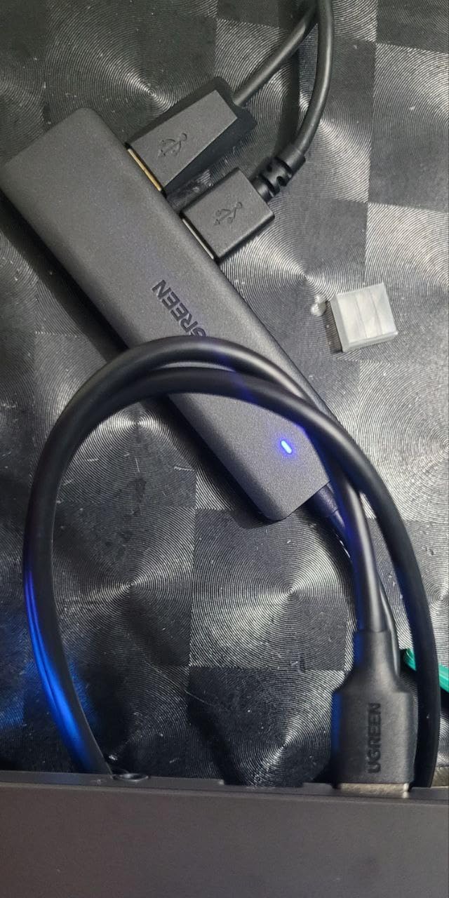 UGREEN USB 3.0 Hub, 4 Ports USB A Splitter Ultra-Slim USB Expander for Mouse, Keyboard, Flash Drive, U Disk, Printer Compatible with Laptop, Desktop PC, Xbox, PS5, and More - Customer Photo 2