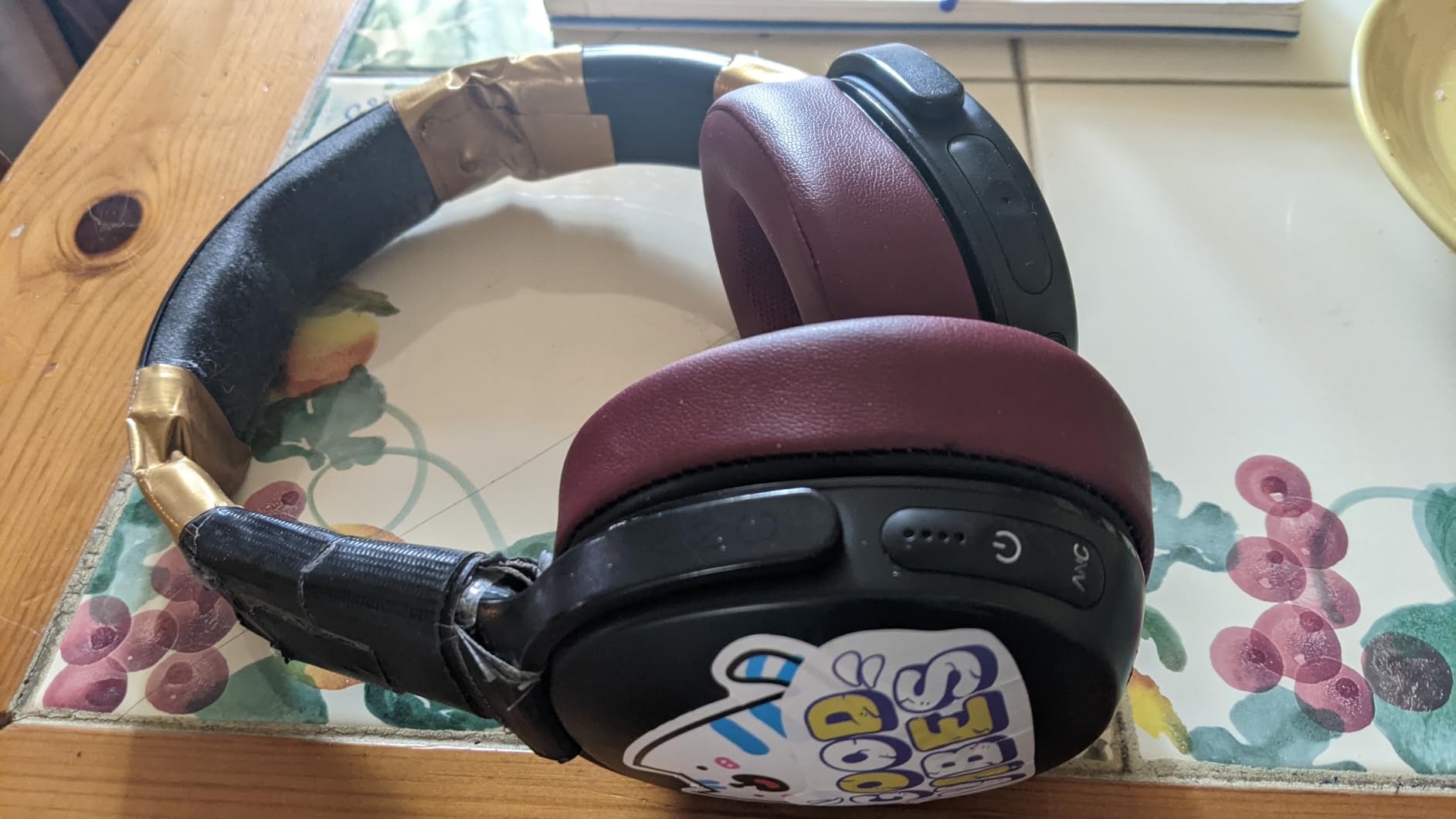 Skullcandy Crusher ANC 2 Wireless Over-Ear Bluetooth Headphones with Extra USB-C Charging Cable, Multi-Sensory Bass, Active Noise Cancelling, 60 Hours Battery, Microphone iPhone Android - True Black Customer Review Skullcandy Crusher ANC 2 Wireless Over-Ear Bluetooth Headphones with Extra USB-C Charging Cable, Multi-Sensory Bass, Active Noise Cancelling, 60 Hours Battery, Microphone iPhone Android - True Black - Customer Photo 2