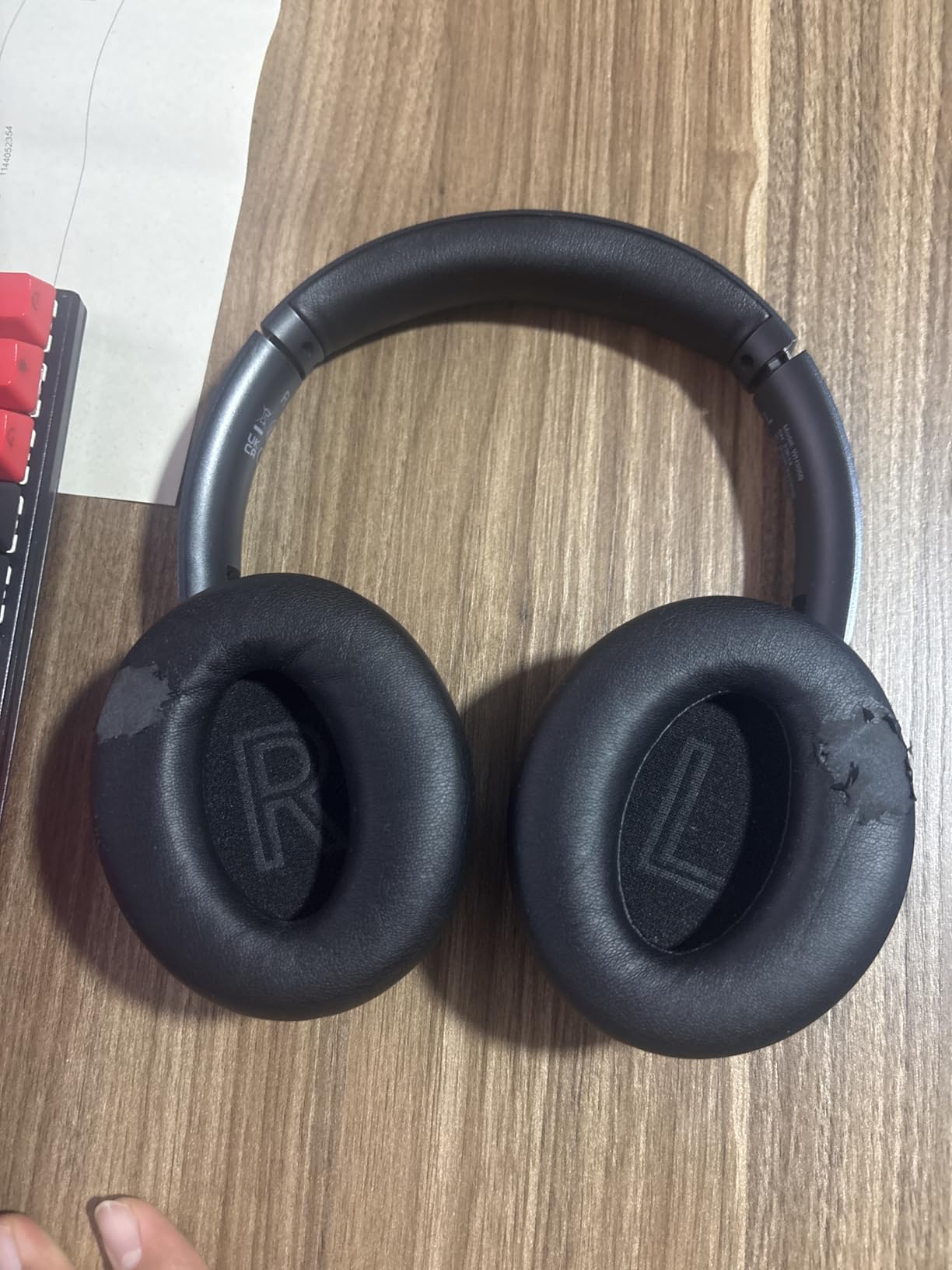 BERIBES Upgraded Hybrid Active Noise Cancelling Headphones with Transparent Modes,70H Playtime Bluetooth Headphones Wireless Bluetooth with Mic, Deep Bass,3.5MM Cable,Soft-Earpads,Fast Charging-Black - Customer Photo 3