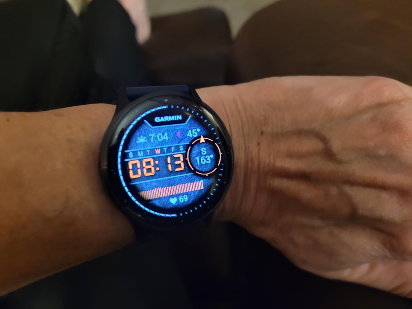 Garmin Venu 3 Slate Stainless Steel Bezel 1.4-Inch AMOLED Touchscreen Display Smart Watch with 45mm Black Case and Silicone Band Customer Review Garmin Venu 3 Slate Stainless Steel Bezel 1.4-Inch AMOLED Touchscreen Display Smart Watch with 45mm Black Case and Silicone Band - Customer Photo 1