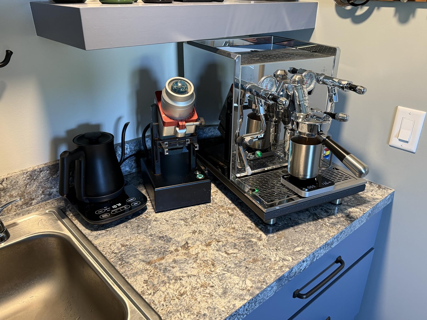 COMFEE' Gooseneck Electric Kettle with Temperature Control, 3 Variable Presets, 100% Stainless Steel, 1500 Watt Powerful Quick Heating Portable Hot Water Kettle for Pour Over Coffee and Tea, 0.6L Customer Review COMFEE' Gooseneck Electric Kettle with Temperature Control, 3 Variable Presets, 100% Stainless Steel, 1500 Watt Powerful Quick Heating Portable Hot Water Kettle for Pour Over Coffee and Tea, 0.6L - Customer Photo 1