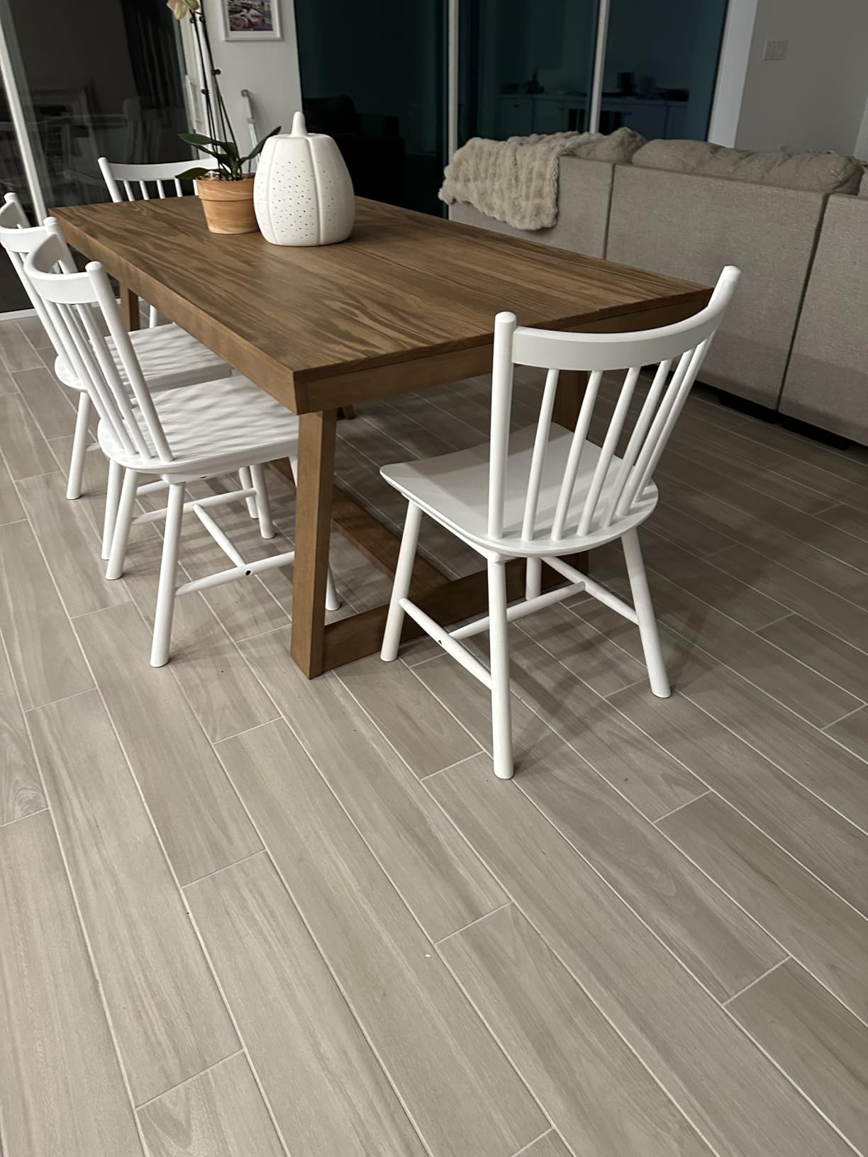 Plank+Beam 72 Inch Farmhouse Dining Table, Solid Wood Rustic Kitchen Table, Large Wooden Rectangular Dinner Table for Dining Room, Home Office, Living Room Furniture, Easy Assembly, Black Wirebrush - Customer Photo 2