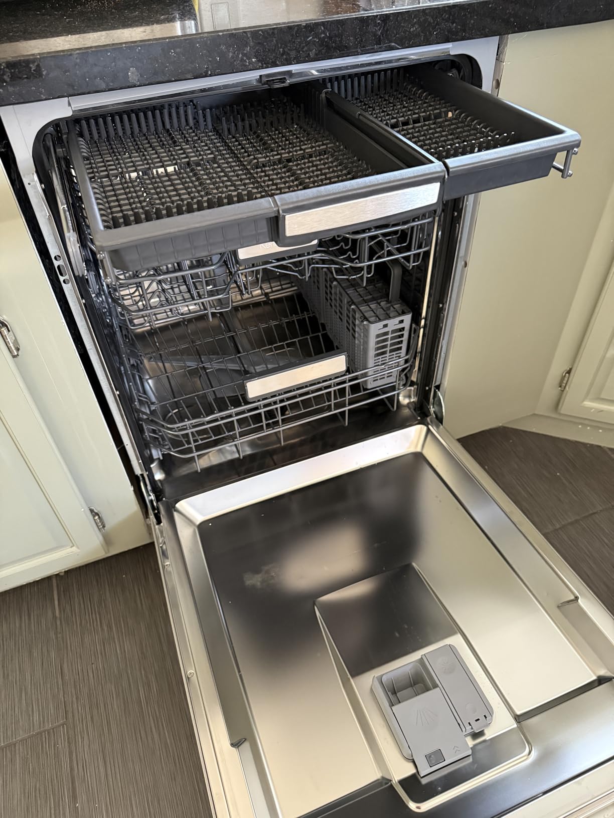 Kenmore 24 Kenmore 24