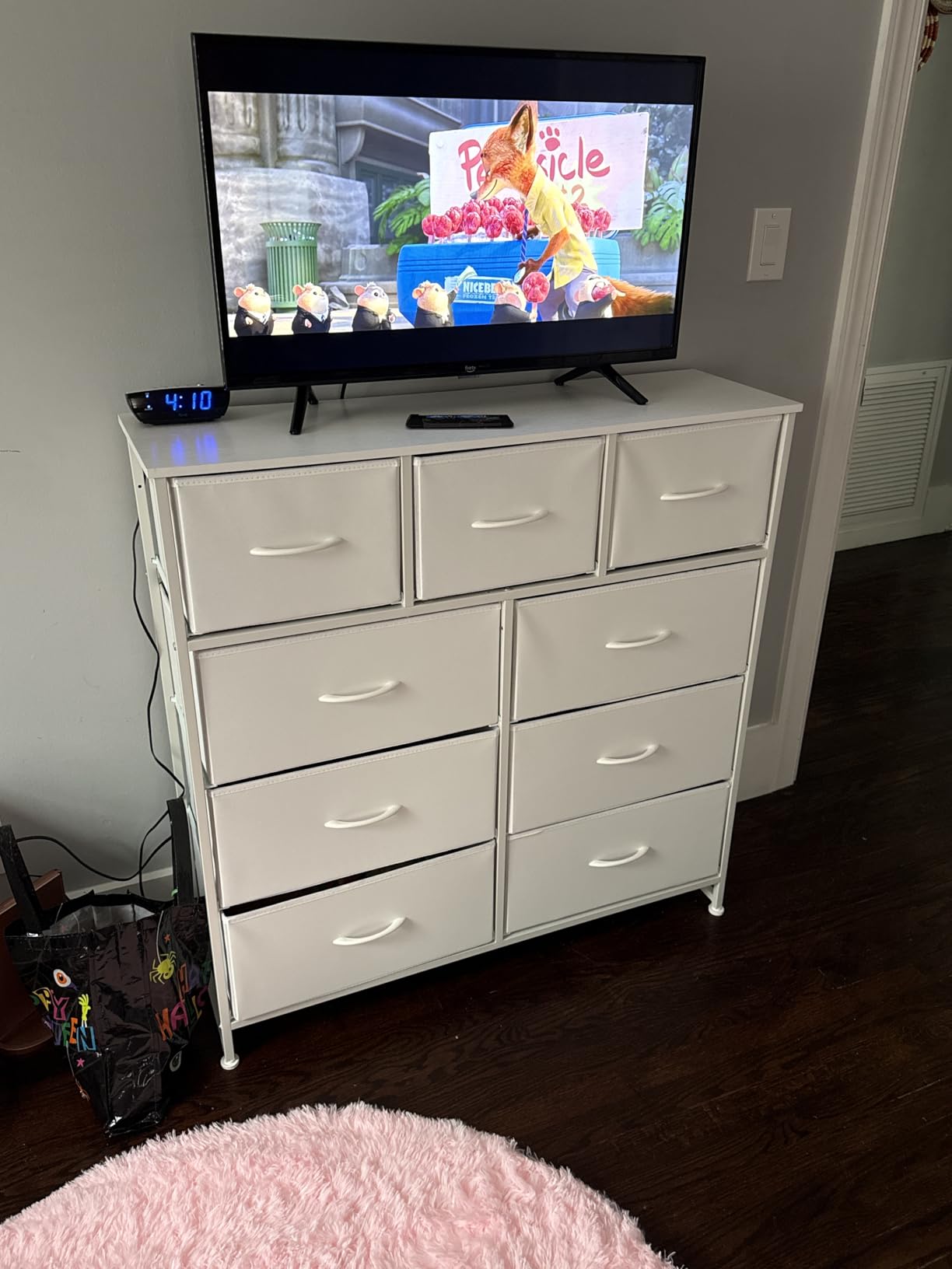 OLIXIS Dresser for Bedroom, 9 Storage Drawers, Wide Fabric Closet Chests Organizer Tower Furniture, TV Stand with Wooden Top Metal Frame for Clothes, Living Room, Hallway, Entryway, Black - Customer Photo 1