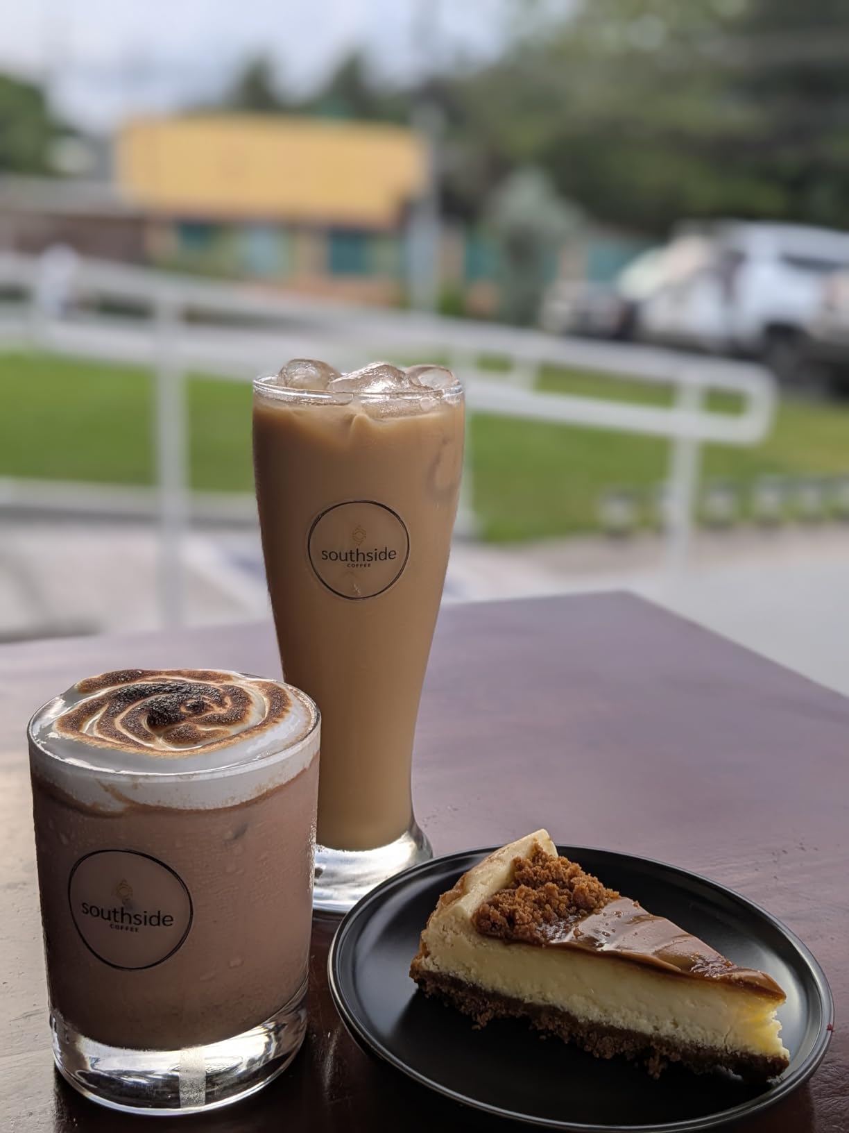 Google Pixel Fold - Unlocked Android 5G Smartphone with Telephoto Lens and Ultrawide Lens - Foldable Display - 24-Hour Battery - Obsidian - 256 GB (Renewed) Customer Review Google Pixel Fold - Unlocked Android 5G Smartphone with Telephoto Lens and Ultrawide Lens - Foldable Display - 24-Hour Battery - Obsidian - 256 GB (Renewed) - Customer Photo 2