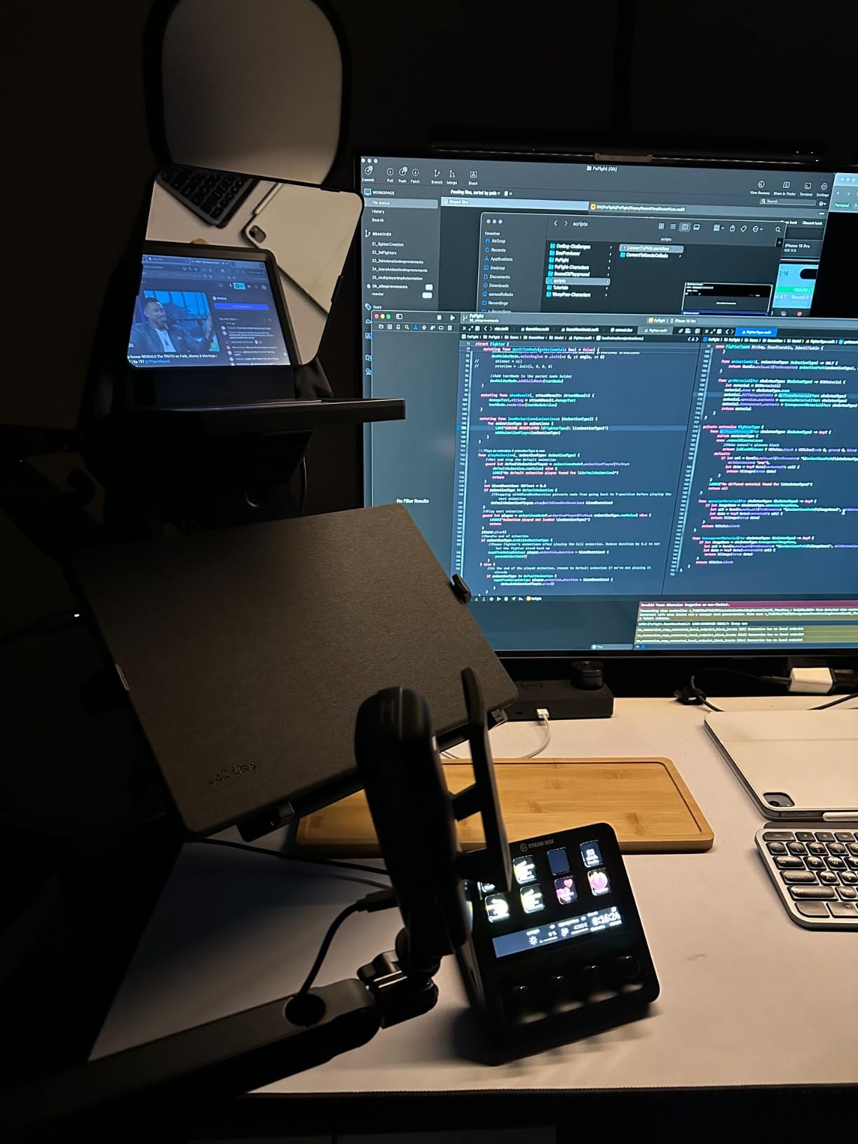 Elgato Prompter – Teleprompter with Built-in Screen for YouTube, Twitch, Zoom, MS Teams and more, Supports DSLR/Webcam/Smartphone, Drag & Drop Monitor Display, Works with Mac/PC & Stream Deck - Customer Photo 2