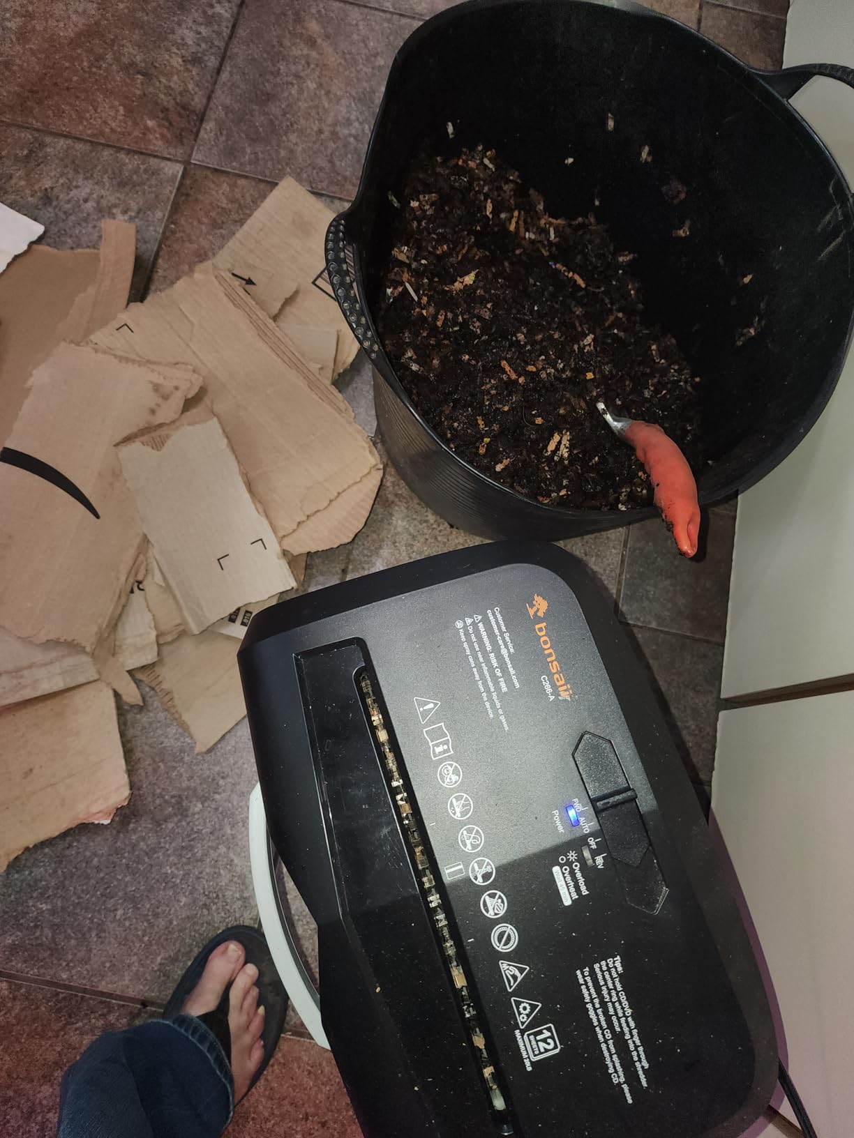 Bonsaii 15-Sheet Office Paper Shredder, 40 Mins Heavy Duty Shredder for Home Office, Crosscut Shreder with Anti-Jam System & P-4 High Security Supports CD/Credit Cards/Staple,5 Gal Pullout Bin C169-B - Customer Photo 1