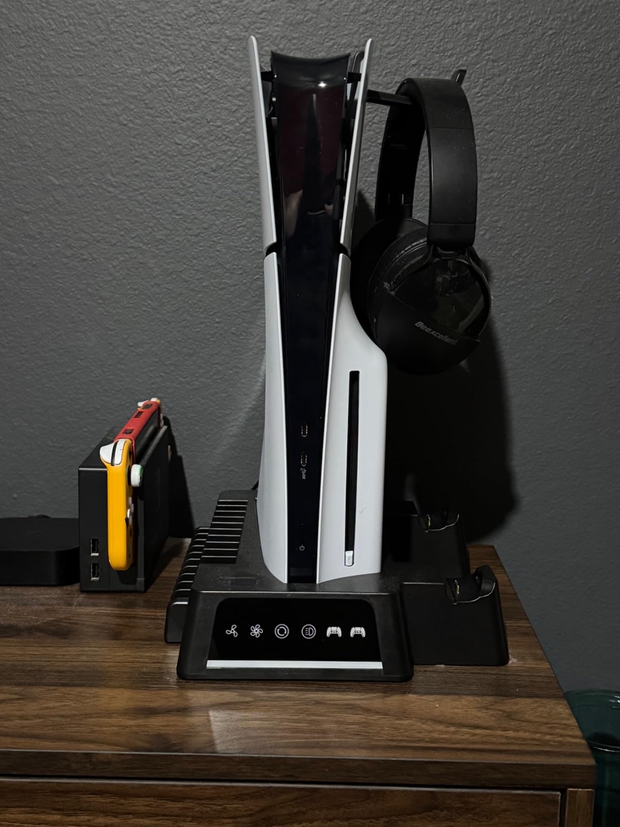 YOGES PS5 Cooling Station with Temperature Sensor, 2H Fast PS-5 Dual Controller Charger Station, PS5 Stand Charging Station Accessories Cooler Fan for PlayStation 5 Customer Review YOGES PS5 Cooling Station with Temperature Sensor, 2H Fast PS-5 Dual Controller Charger Station, PS5 Stand Charging Station Accessories Cooler Fan for PlayStation 5 - Customer Photo 2