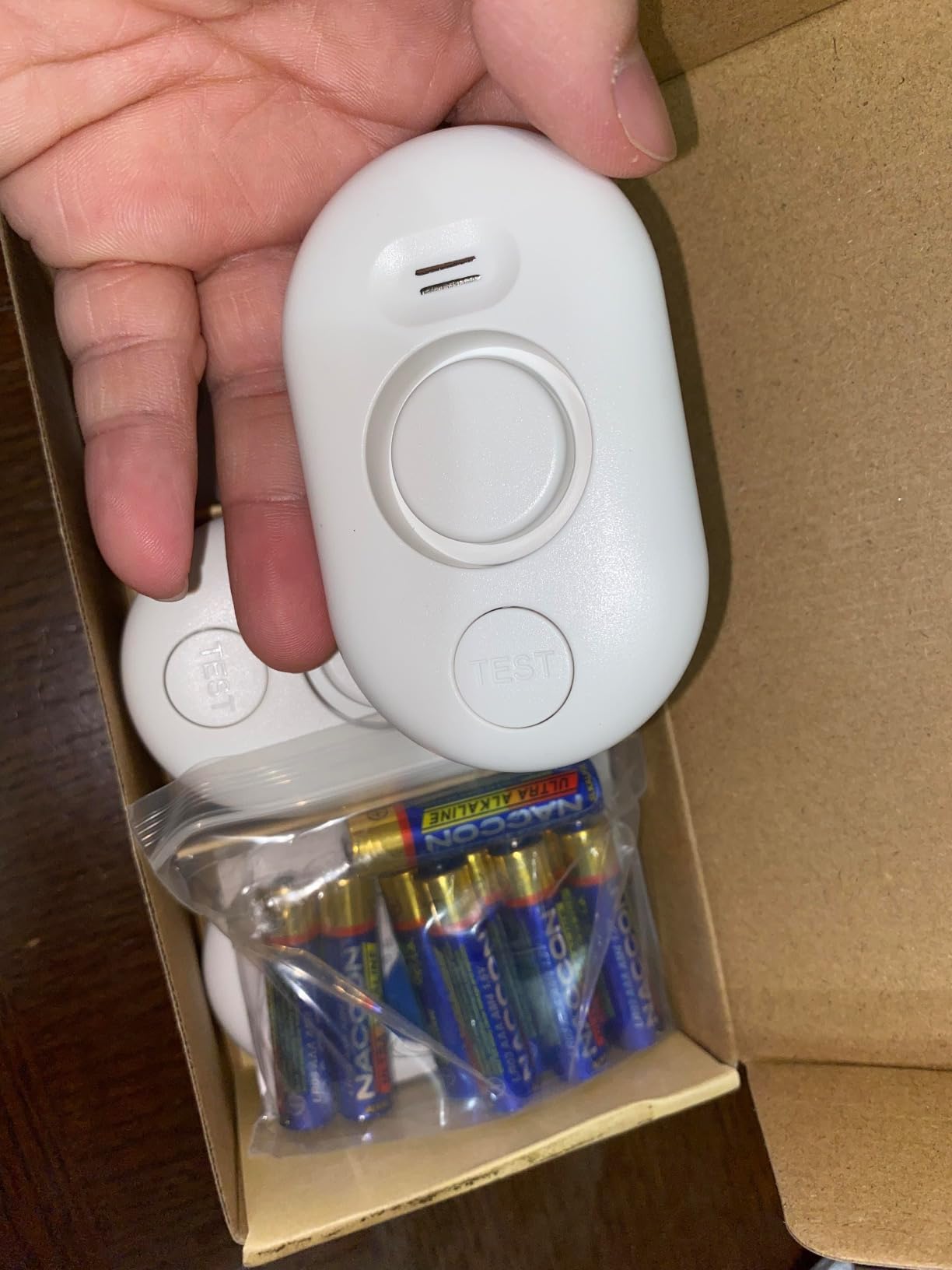 5 Pack Water Leak Detectors for Home, 100dB Water Sensor Alarm for Basement,Flood Leakage Detection Devices for Pipe/Drain/Sink/Faucet Drip Alert,Floor Flooding in Bathroom/Kitchen/Toilet/Laundry Room - Customer Photo 2