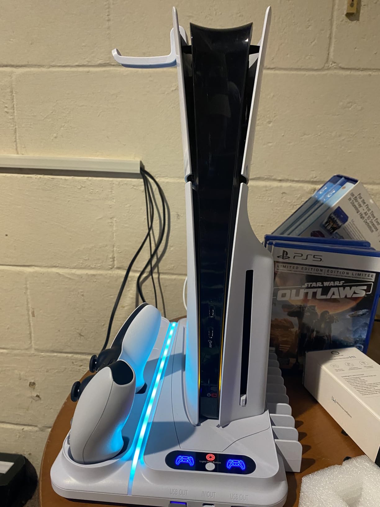 PlayStation 5 Console - Marvel's Spider-Man 2 Bundle (slim) Customer Review PlayStation 5 Console - Marvel's Spider-Man 2 Bundle (slim) - Customer Photo 2