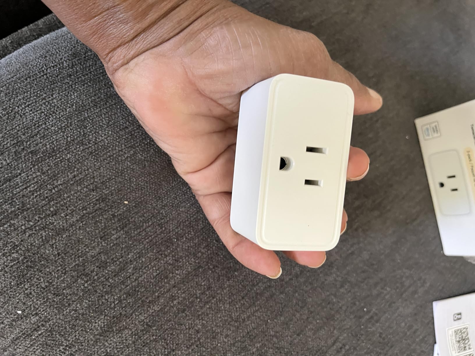 Amazon Basics Smart Plug, Works with Alexa Only, 2.4 GHz Wi-Fi, No Hub Required, 2 Pack, White - Customer Photo 3