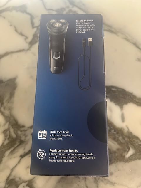 Philips Norelco Shaver 2400 Series, Wet and Dry Electric Shaver, Pop-up Trimmer, P-Cap, Deep Black, Model X3001/90 - Customer Photo 2