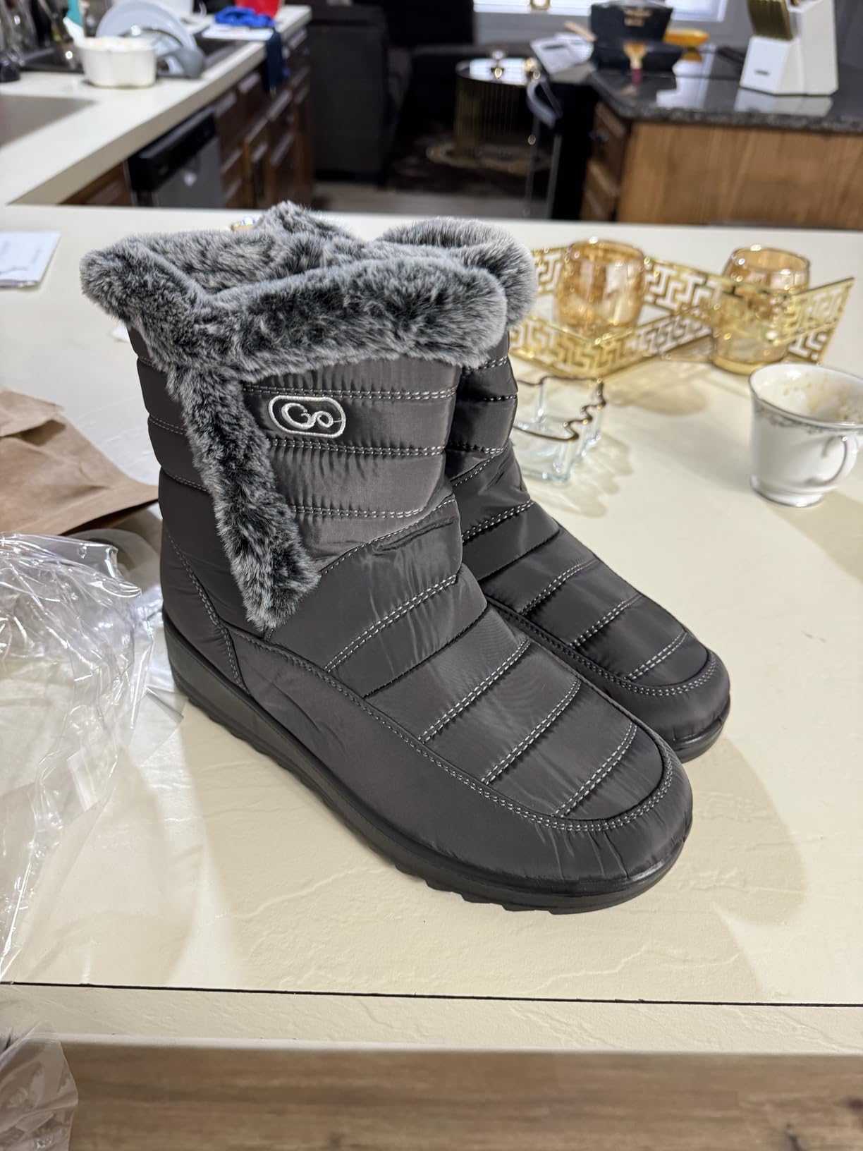 HARENCE Womens Winter Snow Boots: Warm Fur Lined Zipper Ankle Booties Comfortable Outdoor Waterproof Slip on Boots for Women Customer Review HARENCE Womens Winter Snow Boots: Warm Fur Lined Zipper Ankle Booties Comfortable Outdoor Waterproof Slip on Boots for Women - Customer Photo 1