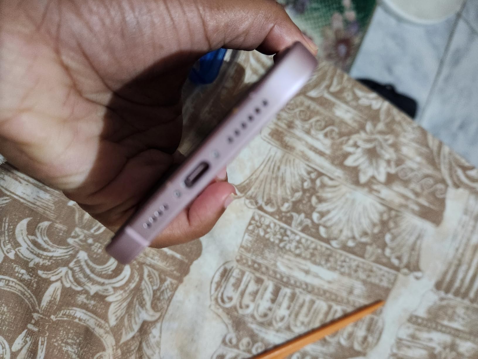 Apple iPhone 15 Plus, 256GB, Black - Unlocked (Renewed) - Customer Photo 2