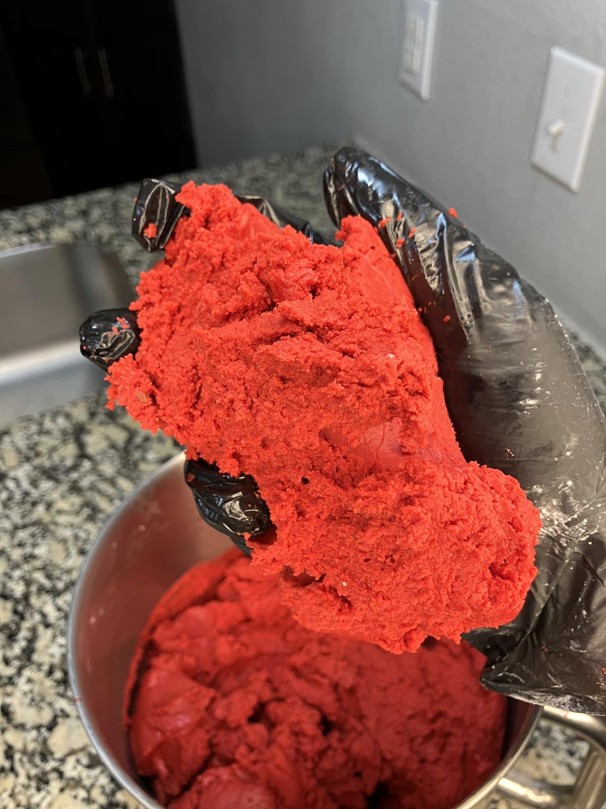 Garvee 7.5QT Stand Food Mixer, 10-Speed Tilt Head 3-IN-1 Kitchen Electric Mixer with Stainless Steel Bowl, Egg Whisk, Dough Hook, Beater, Splash Guard, Compact Dough Mixer for Home Cooks, Red Customer Review Garvee 7.5QT Stand Food Mixer, 10-Speed Tilt Head 3-IN-1 Kitchen Electric Mixer with Stainless Steel Bowl, Egg Whisk, Dough Hook, Beater, Splash Guard, Compact Dough Mixer for Home Cooks, Red - Customer Photo 1