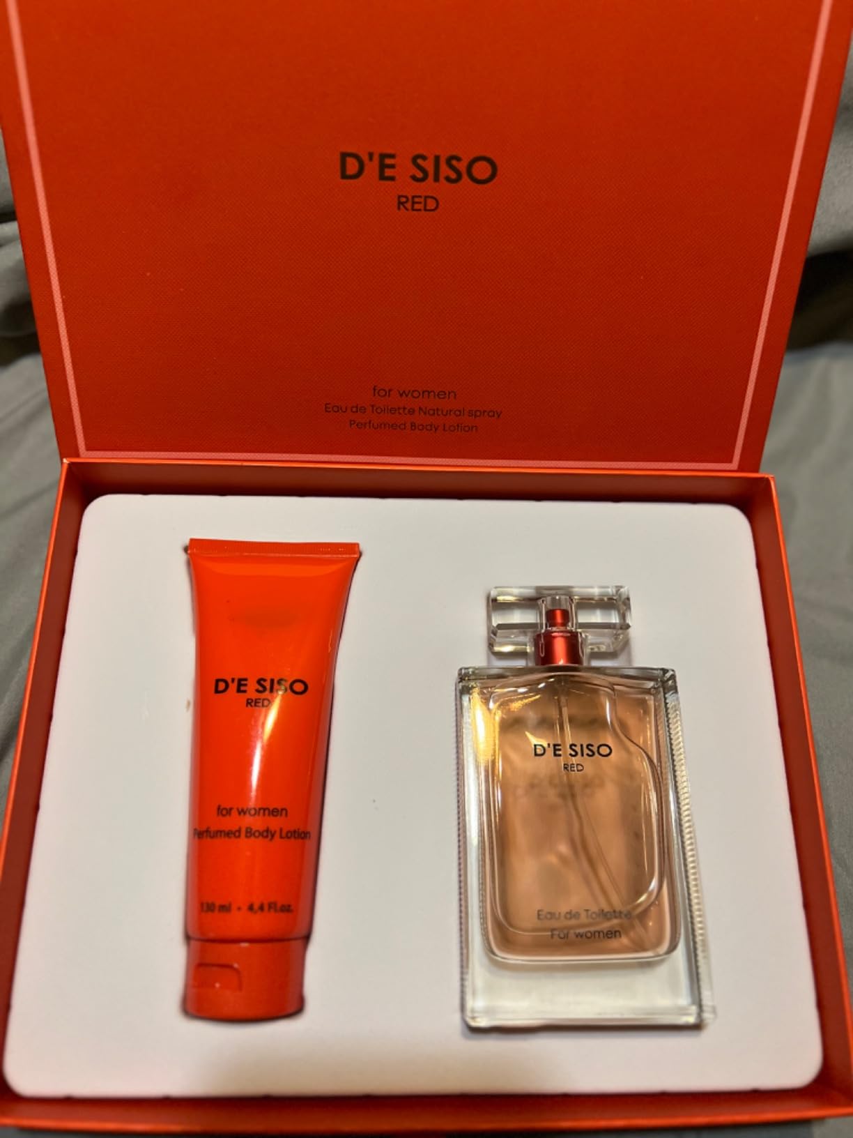 Classic D'E SISO White Fragrances Gift Set - Moisturizing Scented Body Lotion and Eau de Toilette Floral Perfume for Women with Vanilla, Orange, Amber and Musky Ingredients - Customer Photo 2