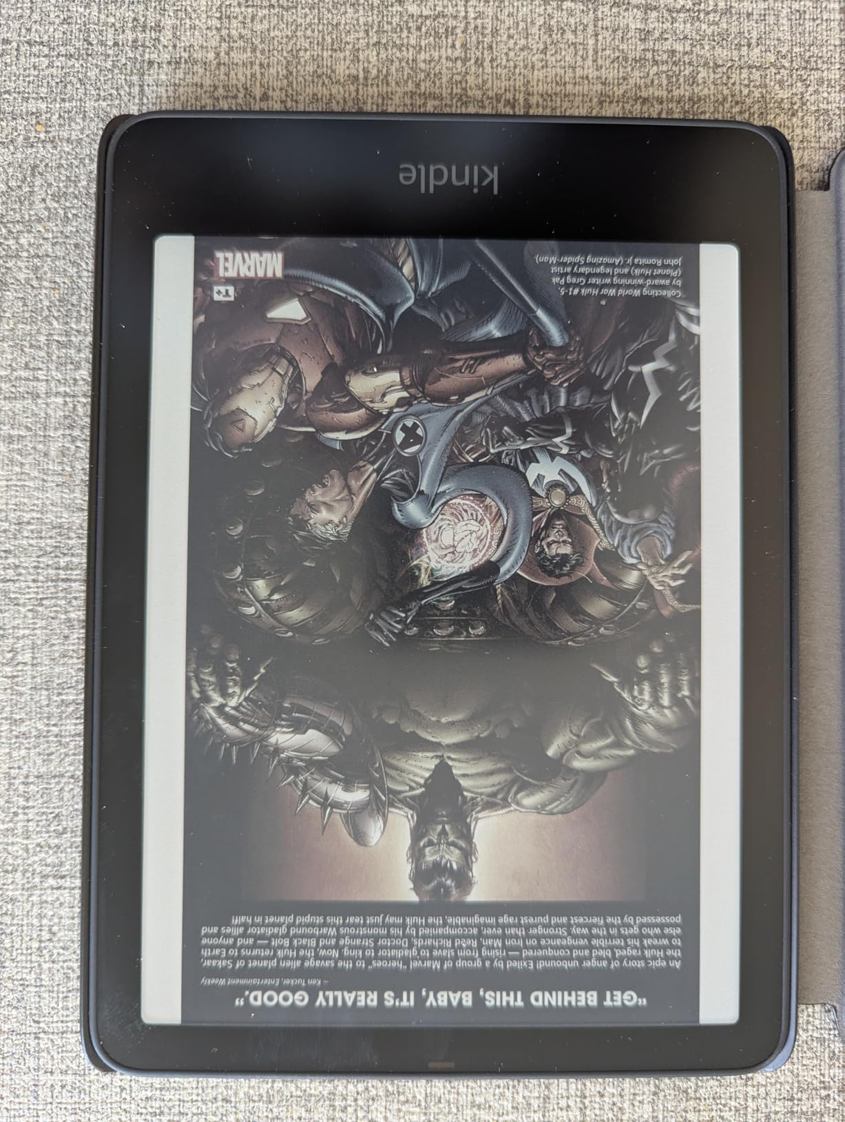 Amazon Kindle Colorsoft Signature Edition 32GB (newest model) – With color display, auto-adjusting front light, wireless charging, and long battery life - Metallic Black - Customer Photo 2