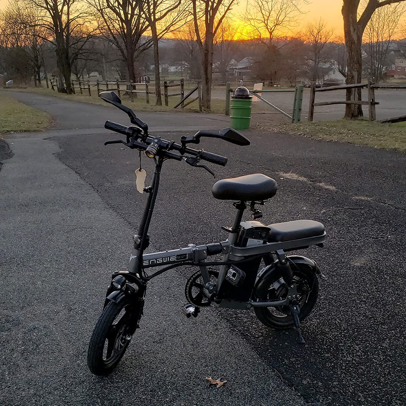 ENGWE T14 Folding Electric Bikes for Adults Teens 350W 19.2MPH 14'' Fat Tire Mini Ebike Urban City Commuter Bicycles 48V10AH 7 Shock Absorptions Comfort Riding - Customer Photo 2