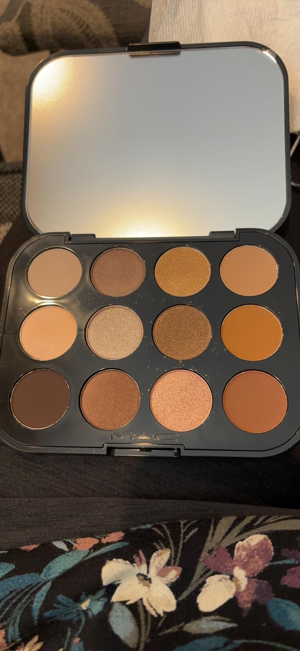 M.A.C. MAC Limited Edition Connect In Colour Eye Shadow Palette: Unfiltered Nudes - Customer Photo 1