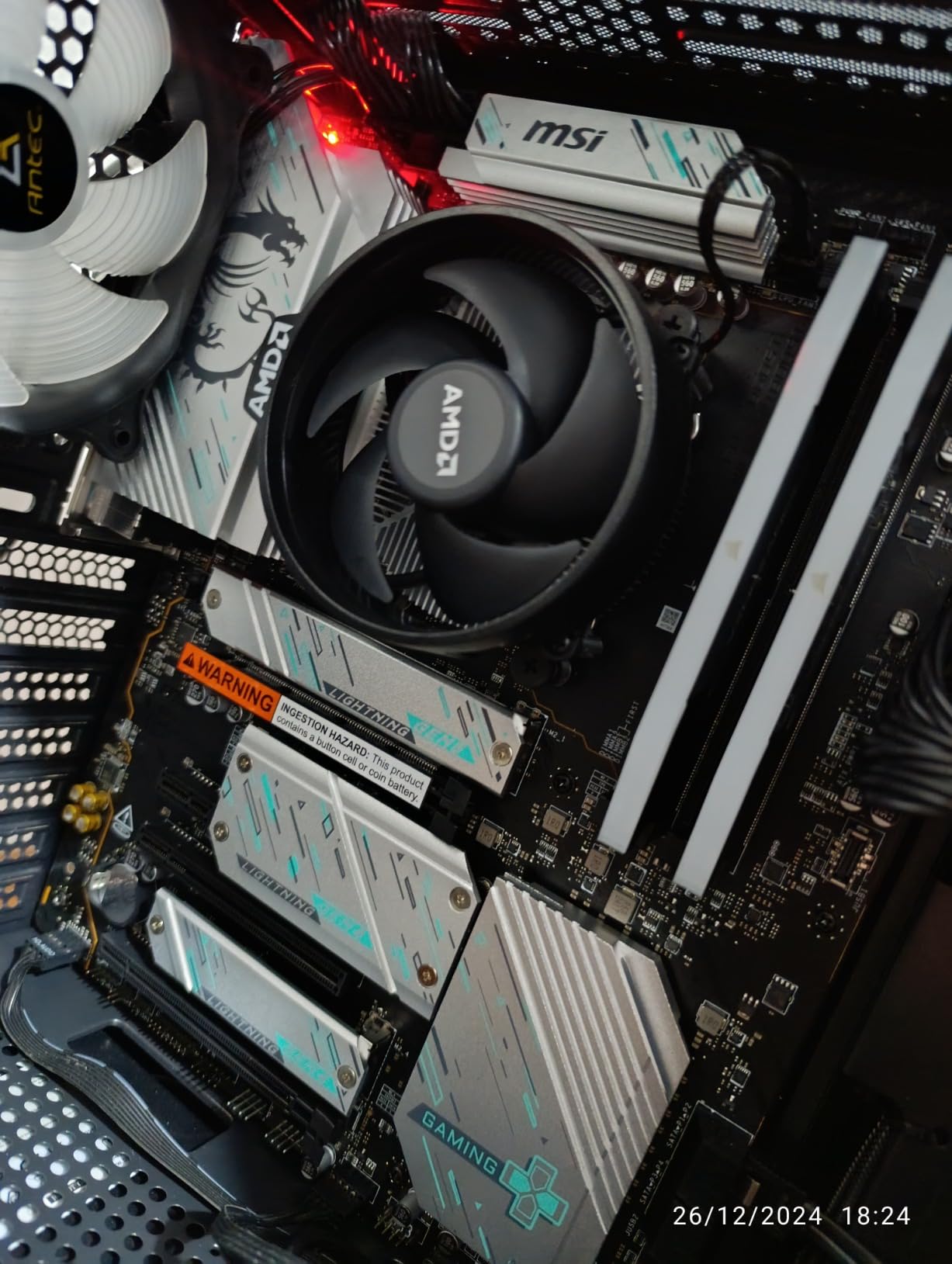 MSI X670E GAMING PLUS WIFI Gaming Motherboard (AMD Ryzen 9000/8000/7000 Series Processors, AM5, DDR5, PCIe 5.0, SATA 6Gb/s, M.2 slots, USB 3.2 Gen 2, Wi-Fi 6E, Bluetooth 5.3, 2.5Gbps LAN, HDMI/DP,ATX) Customer Review MSI X670E GAMING PLUS WIFI Gaming Motherboard (AMD Ryzen 9000/8000/7000 Series Processors, AM5, DDR5, PCIe 5.0, SATA 6Gb/s, M.2 slots, USB 3.2 Gen 2, Wi-Fi 6E, Bluetooth 5.3, 2.5Gbps LAN, HDMI/DP,ATX) - Customer Photo 2