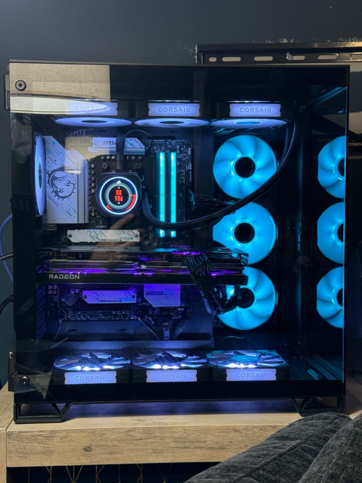 MSI X670E GAMING PLUS WIFI Gaming Motherboard (AMD Ryzen 9000/8000/7000 Series Processors, AM5, DDR5, PCIe 5.0, SATA 6Gb/s, M.2 slots, USB 3.2 Gen 2, Wi-Fi 6E, Bluetooth 5.3, 2.5Gbps LAN, HDMI/DP,ATX) Customer Review MSI X670E GAMING PLUS WIFI Gaming Motherboard (AMD Ryzen 9000/8000/7000 Series Processors, AM5, DDR5, PCIe 5.0, SATA 6Gb/s, M.2 slots, USB 3.2 Gen 2, Wi-Fi 6E, Bluetooth 5.3, 2.5Gbps LAN, HDMI/DP,ATX) - Customer Photo 4