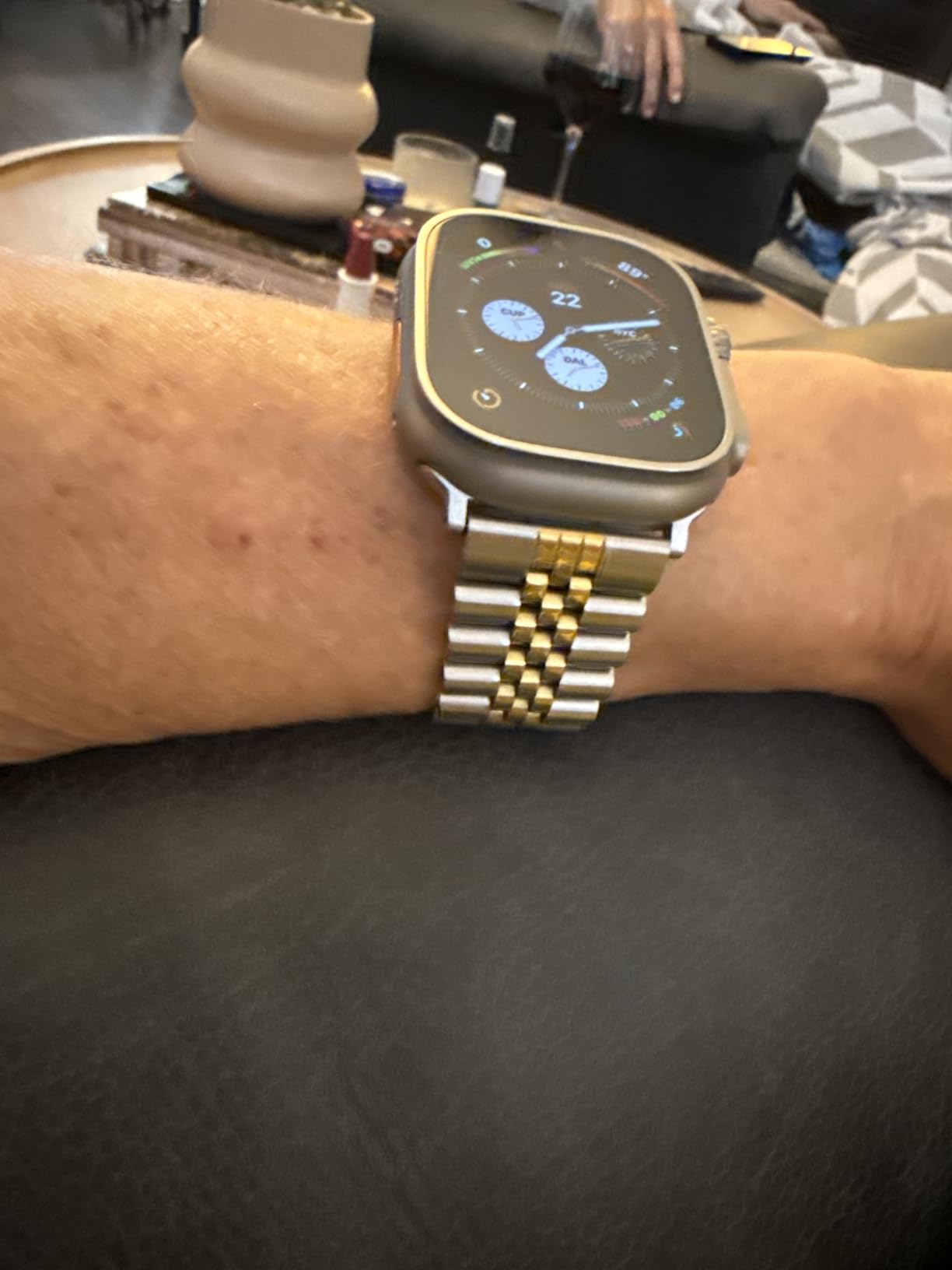 Apple Watch Ultra 2 [GPS + Cellular 49mm] Smartwatch with Rugged Titanium Case & Blue/Black Trail Loop S/M. Fitness Tracker, Precision GPS, Action Button, Extra-Long Battery Life - Customer Photo 2