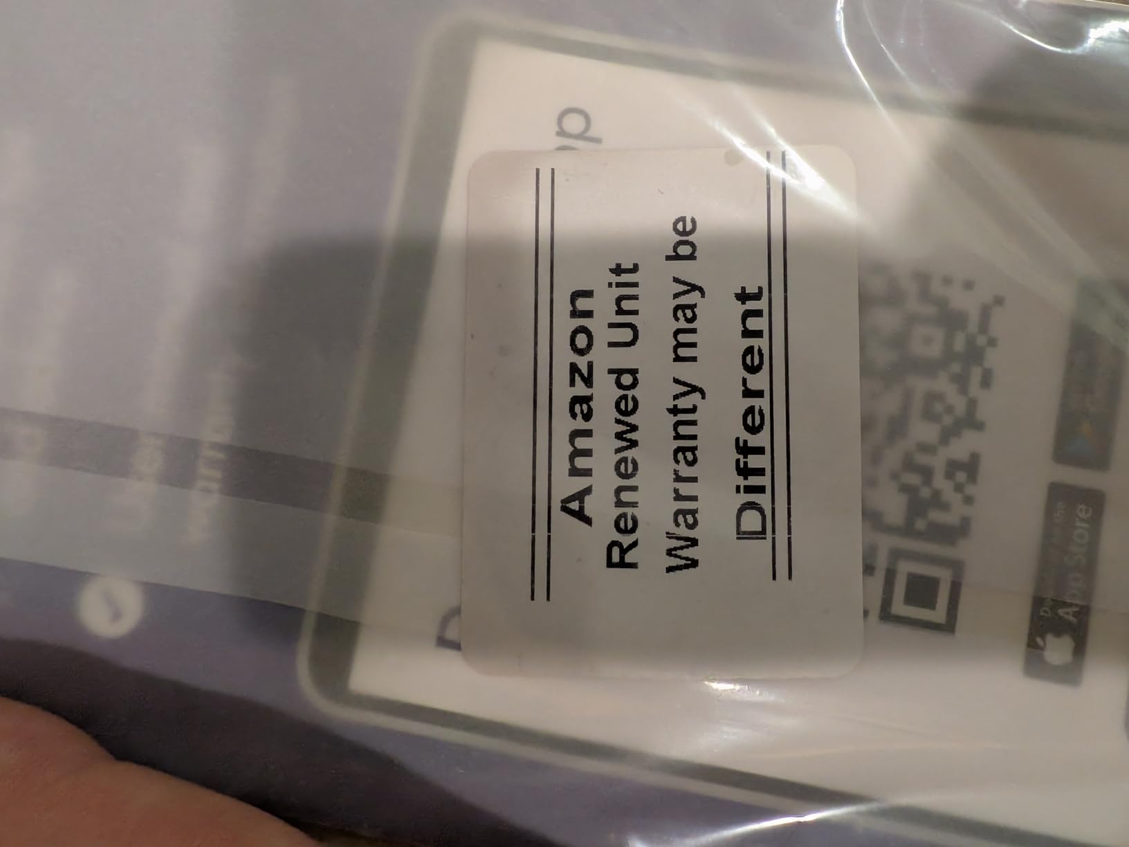 Dyson V8 Plus Cordless Vacuum, Cleans Hard Floors and Carpets, Detangles, Converts to Handheld, 115AW, 2 Power Modes, Up to 40 Minutes¹ - Customer Photo 5