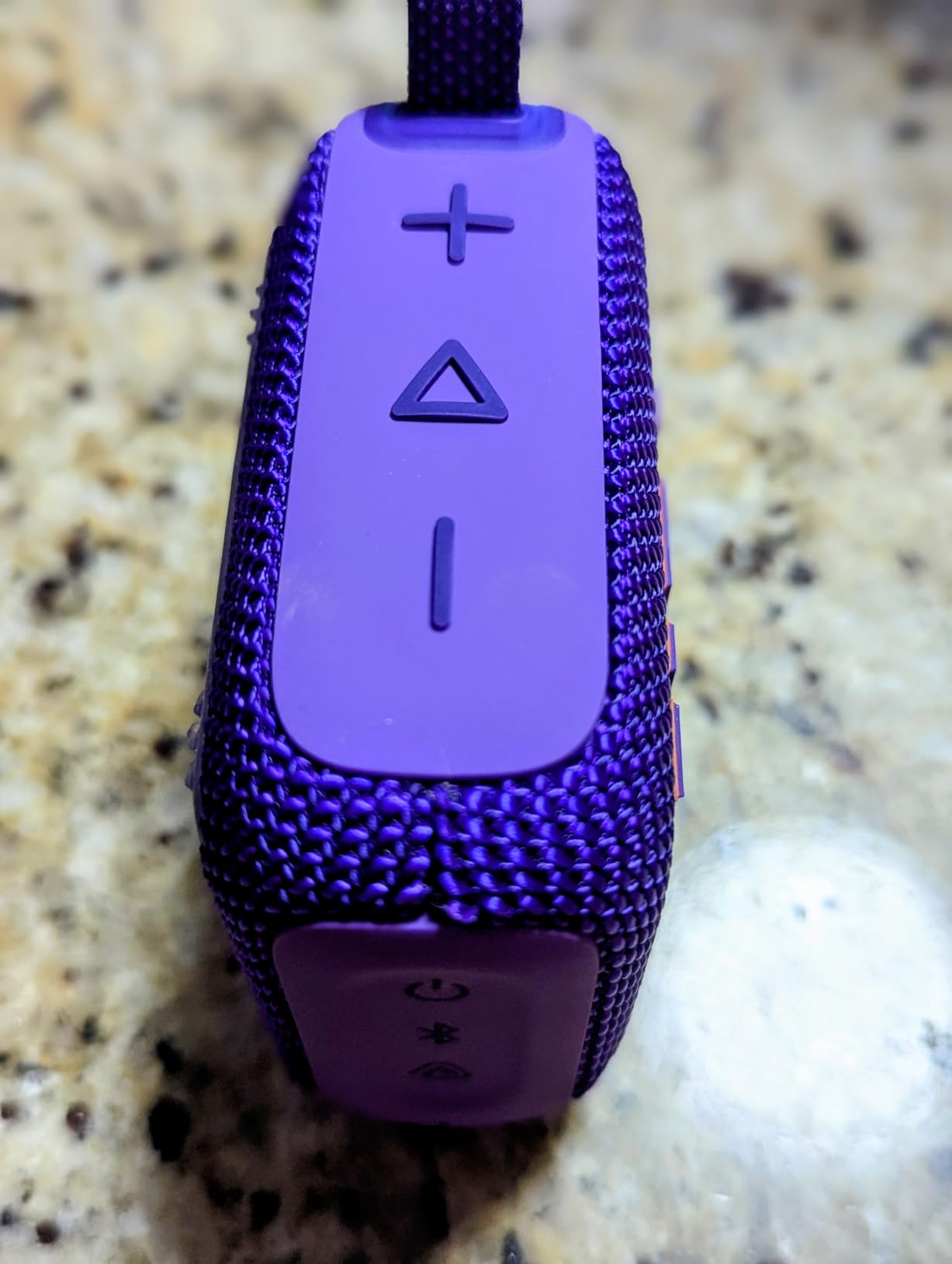 JBL Go 4 - Ultra-Portable, Waterproof and Dustproof Bluetooth Speaker, Big Pro Sound with Punchy bass, 7-Hour Built-in Battery, Made in Part with Recycled Materials (Black) - Customer Photo 2