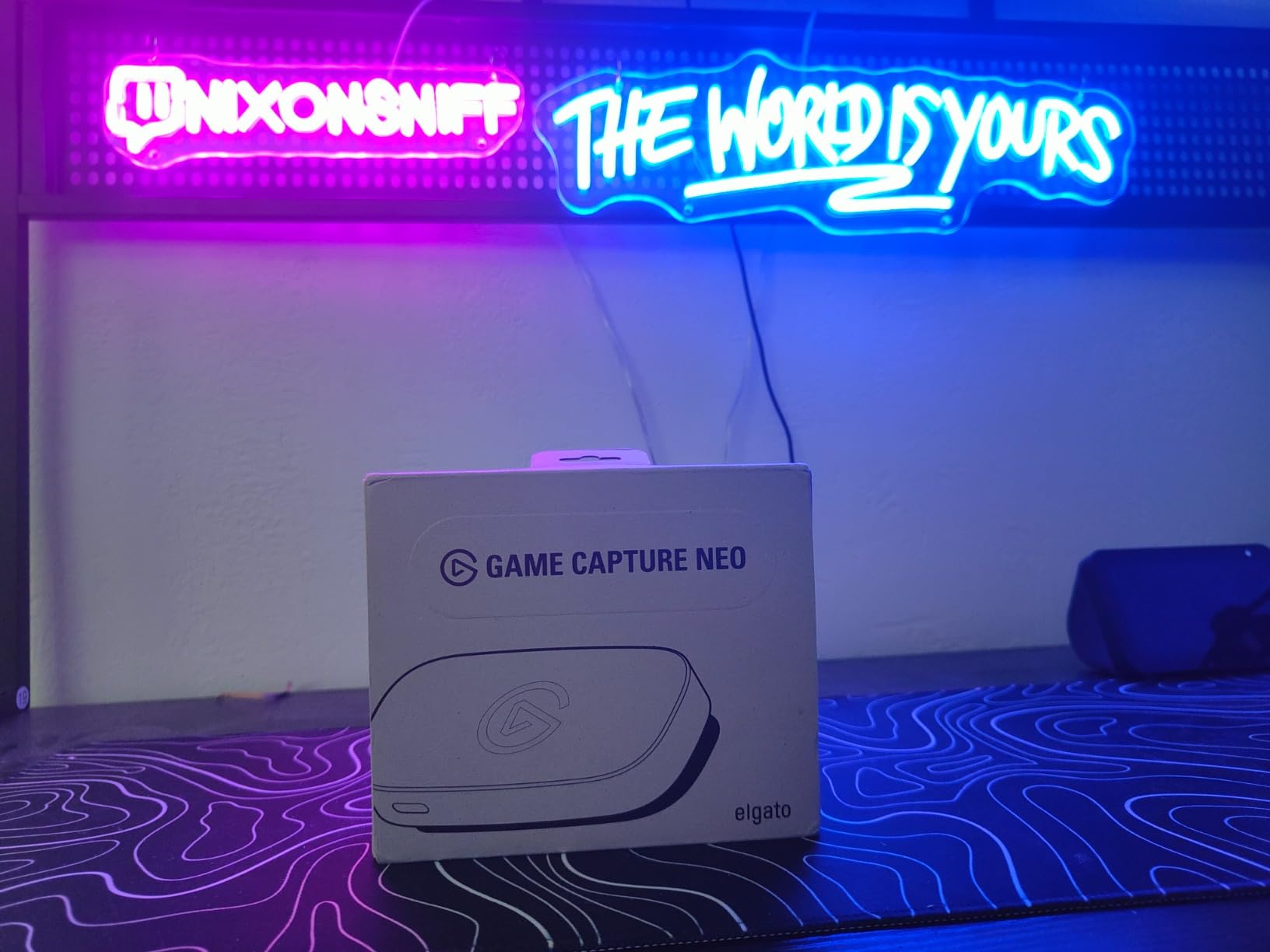 Elgato Game Capture Neo – USB Portable Capture Card 4K60 HDR Passthrough, 1080p60 Video Recording – For PS5|Xbox|Nintendo Switch 2 - OBS, Quicktime and more - Plug & Play|Works on Laptop|PC|Mac|iPad - Customer Photo 3