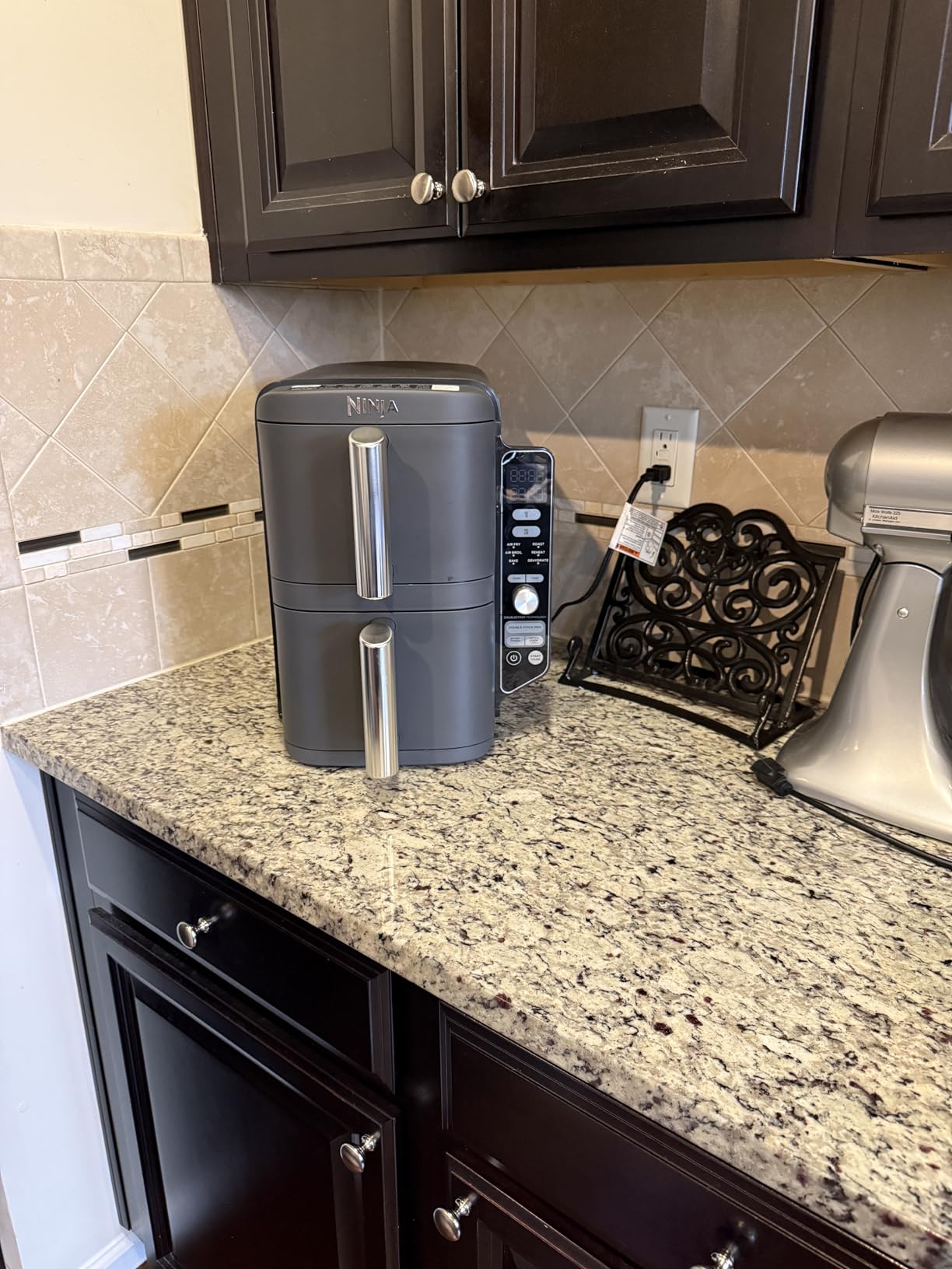 Ninja Air Fryer, 10QT DoubleStack XL 2-Basket, Compact Design, Cooks 5lb Whole Chicken, Feeds Up to 8 People, 6-in-1 Air Fryer, Roast, Bake & More, Easy to Clean, Dishwasher Safe Parts, Grey, SL401 - Customer Photo 2