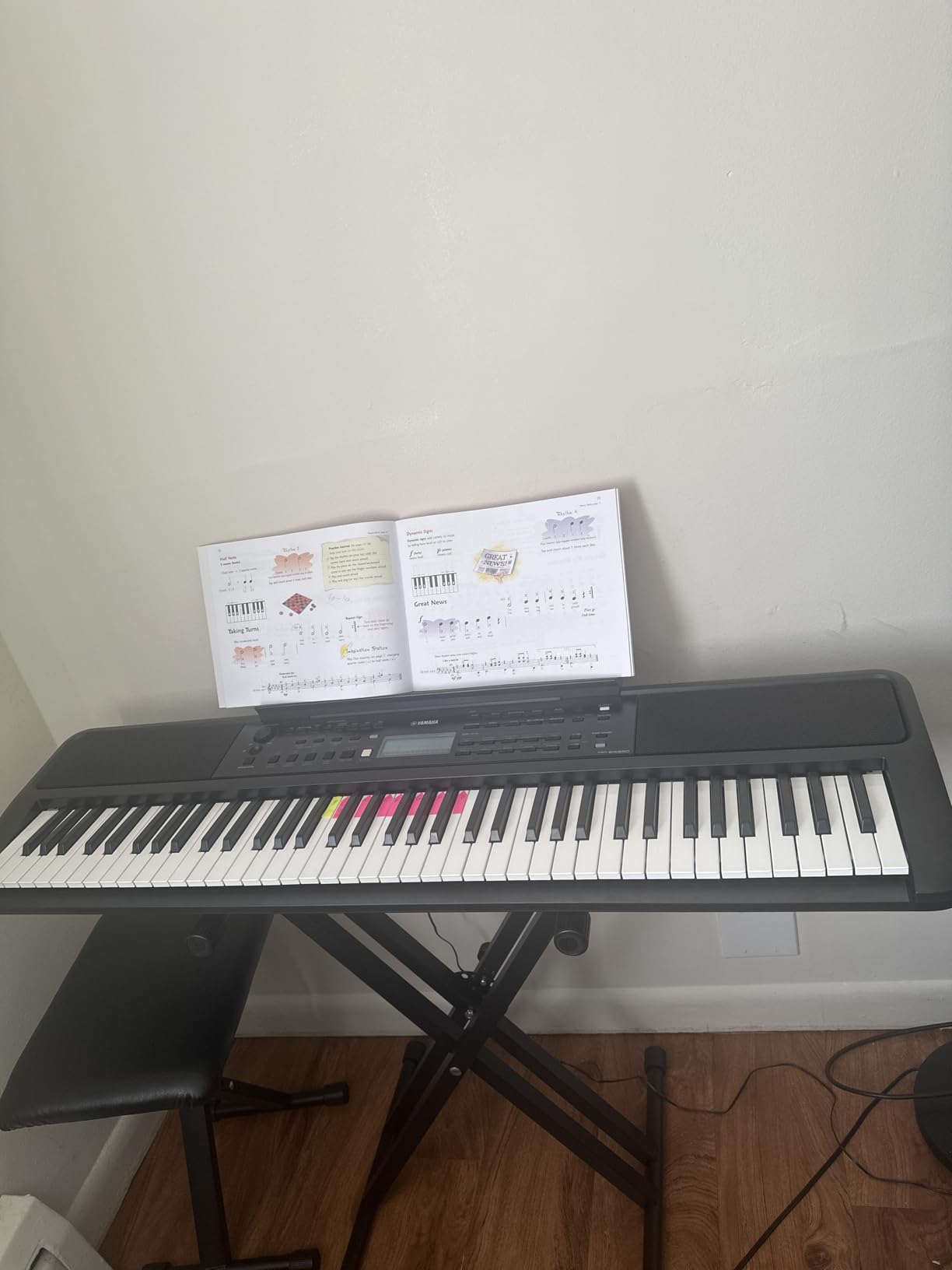 Yamaha 61-Key Portable Keyboard for Beginners with Learning Tools, Music Rest and Power Adapter PSRE283 - Customer Photo 1