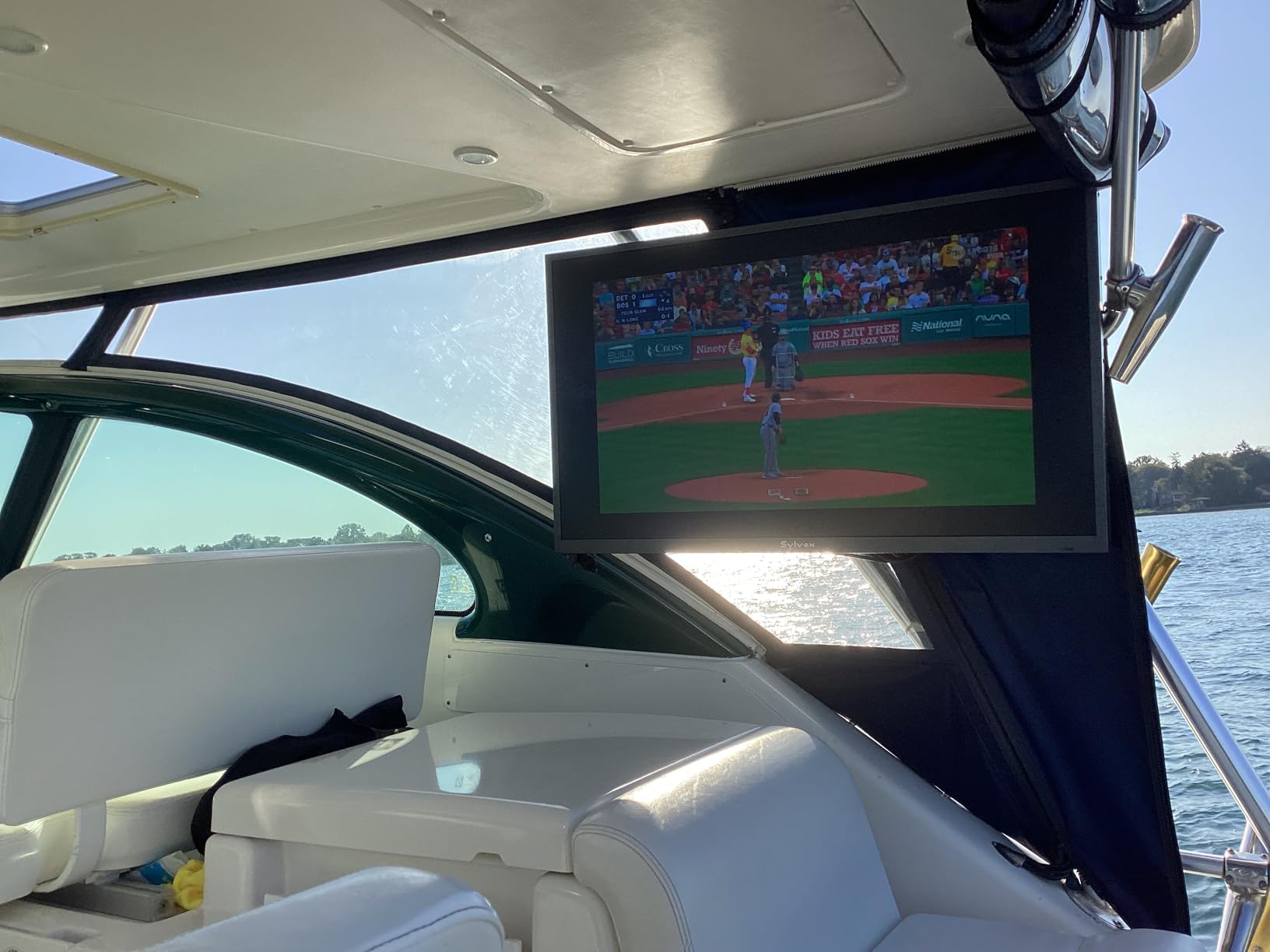 SYLVOX Outdoor TV, 65-Inch Waterproof Smart TV, 2000 nits Full Sun TV, 4K, Dolby Atmos, HDR10, Weatherproof Television with Voice Assistant Remote (Pool Pro 2.0, Latest Model) - Customer Photo 1