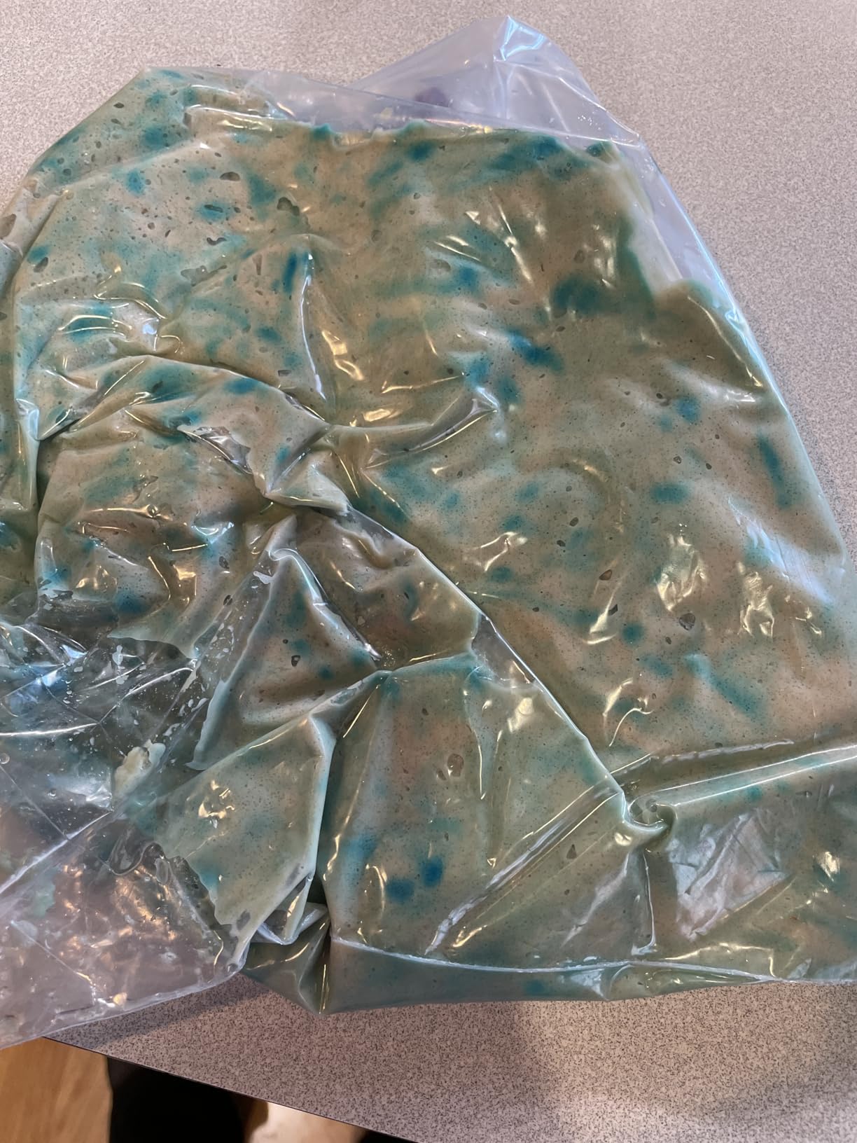 National Geographic Junior Chemistry Set - Complete Early Learning Lab Kit with 50 Science Experiments for Kids and 20+ Lab Tools, Chemistry Set, Science Experiments for Kids 4-6 - Customer Photo 1