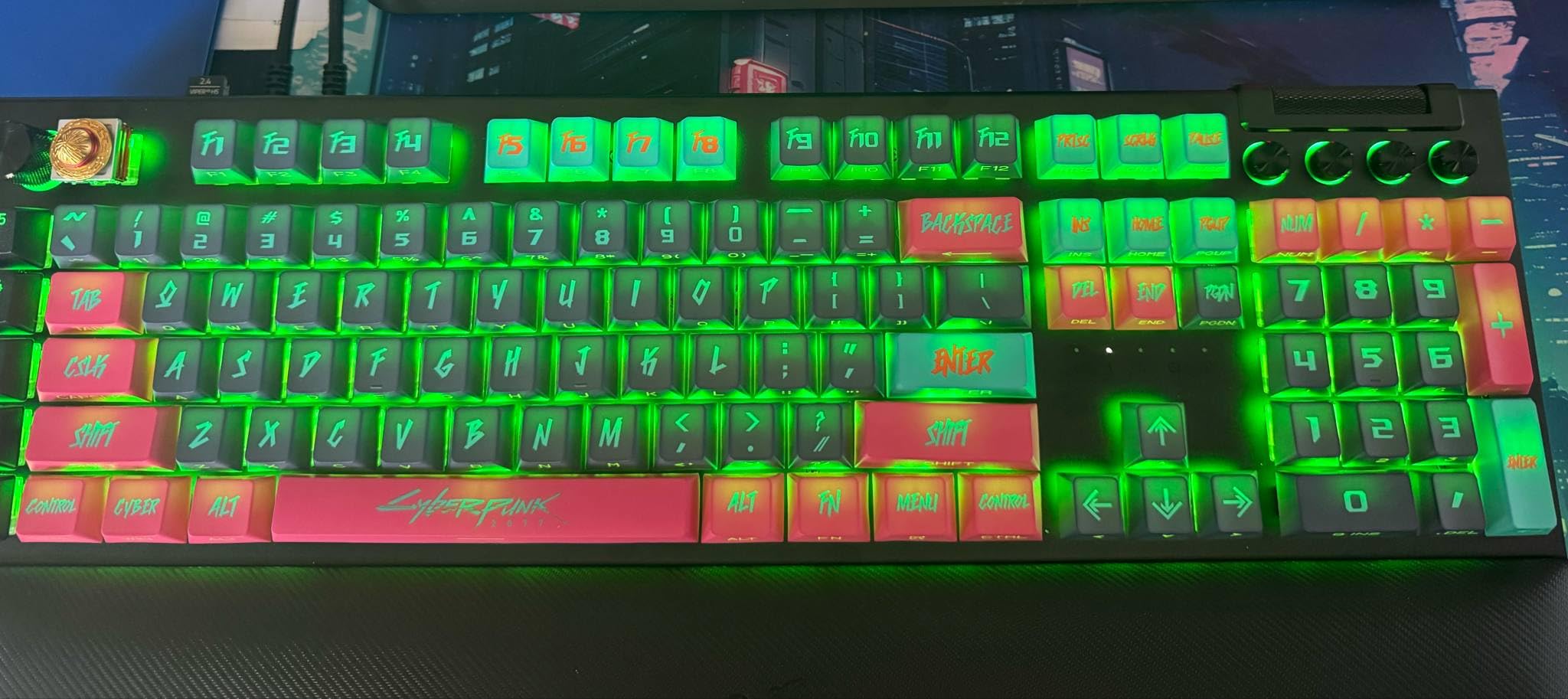 BlackWidow V4 Pro Wired Mechanical Gaming Keyboard: Orange Switches Tactile & Quiet - Doubleshot ABS Keycaps - Command Dial - Chroma RGB - Magnetic Wrist Rest - Snap Tap - Customer Photo 2