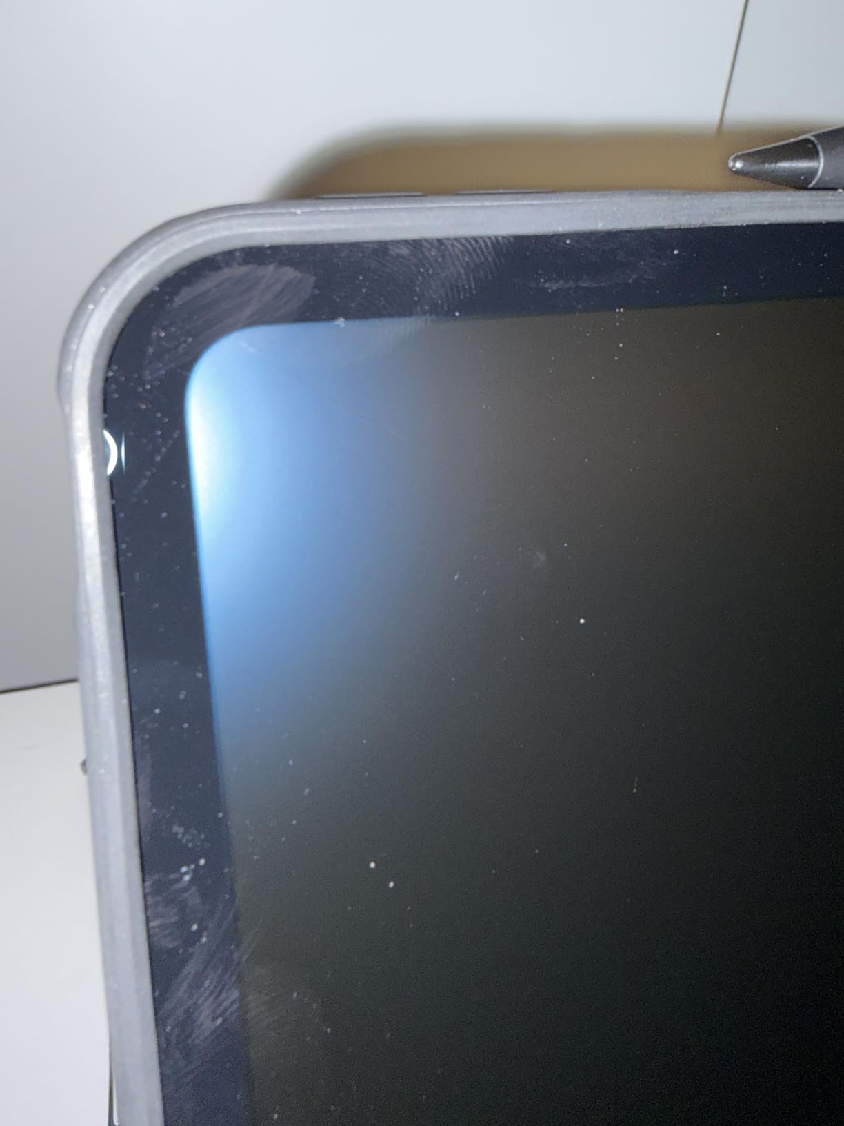 Apple iPad Pro 2024 (13-inch, Wi-Fi, 256GB) - Space Black (Renewed) - Customer Photo 1