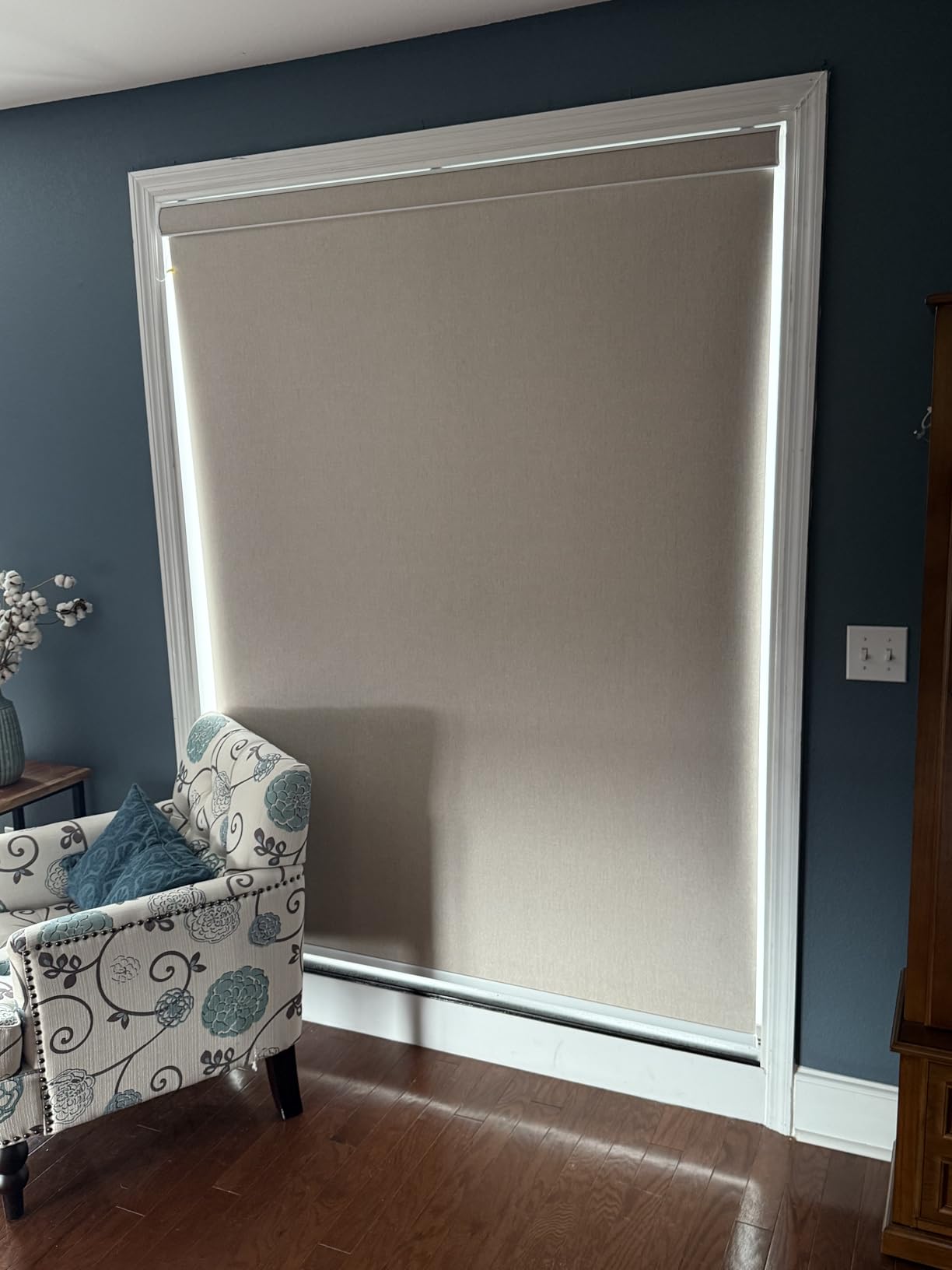 Kincmo Motorized Blinds with Remote,100% Blackout Motorized Roller Shades Work with Apple Homekit,Alexa,Google, Custom Electric Blinds with App,Voice Control (Linen White) - Customer Photo 1