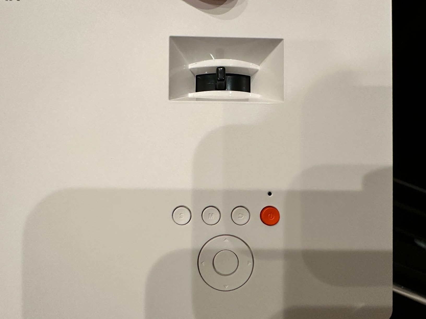 [Electric Focus] Mini Projector with WiFi and Bluetooth, Native 1080P Portable Projector Supported 4K, 15000L Outdoor Projector for Home Theater, Compatible with iOS, Android, TV Stick, HDMI, USB - Customer Photo 1