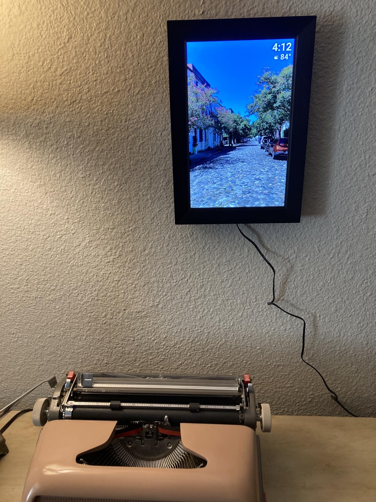 Frameo 10.1 Inch WiFi Digital Picture Frame, Smart Cloud Electronic Photo Frame with HD IPS Touch Screen Slideshow 32GB Memory Auto-Rotate Wall Mount, Share Photos/Videos from Phone by Frameo App - Customer Photo 1