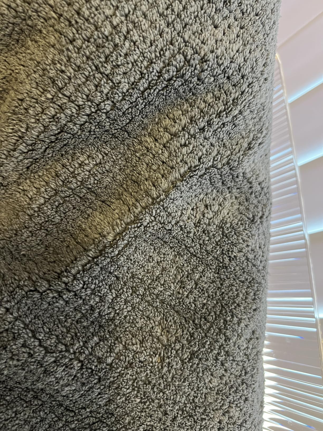 HOMEXCEL Bath Towel Set Pack of 4, 30 x 60 Inches Large Microfiber Bath Towels, Soft, Absorbent, and Quick Dry Towels for Bathroom, Pool, Beach, Swim, and Yoga, Large Bathroom Towels, Black - Customer Photo 1