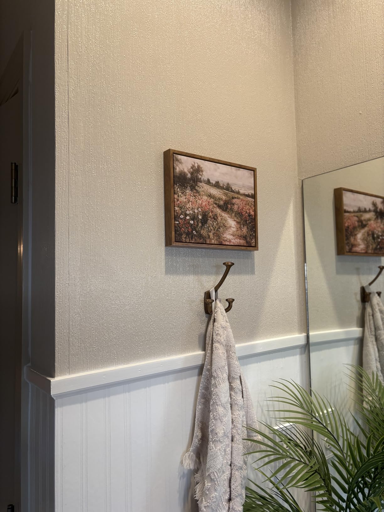 OIQArtOIQ Framed Canvas Wall Art,Vintage Decor,Landscape Nature Country Wildflower Paintings Farmhouse Pictures Modern Artwork Rustic Fall Flower Prints Cottagecore Office Living Room Bedroom Bathroom - Customer Photo 4