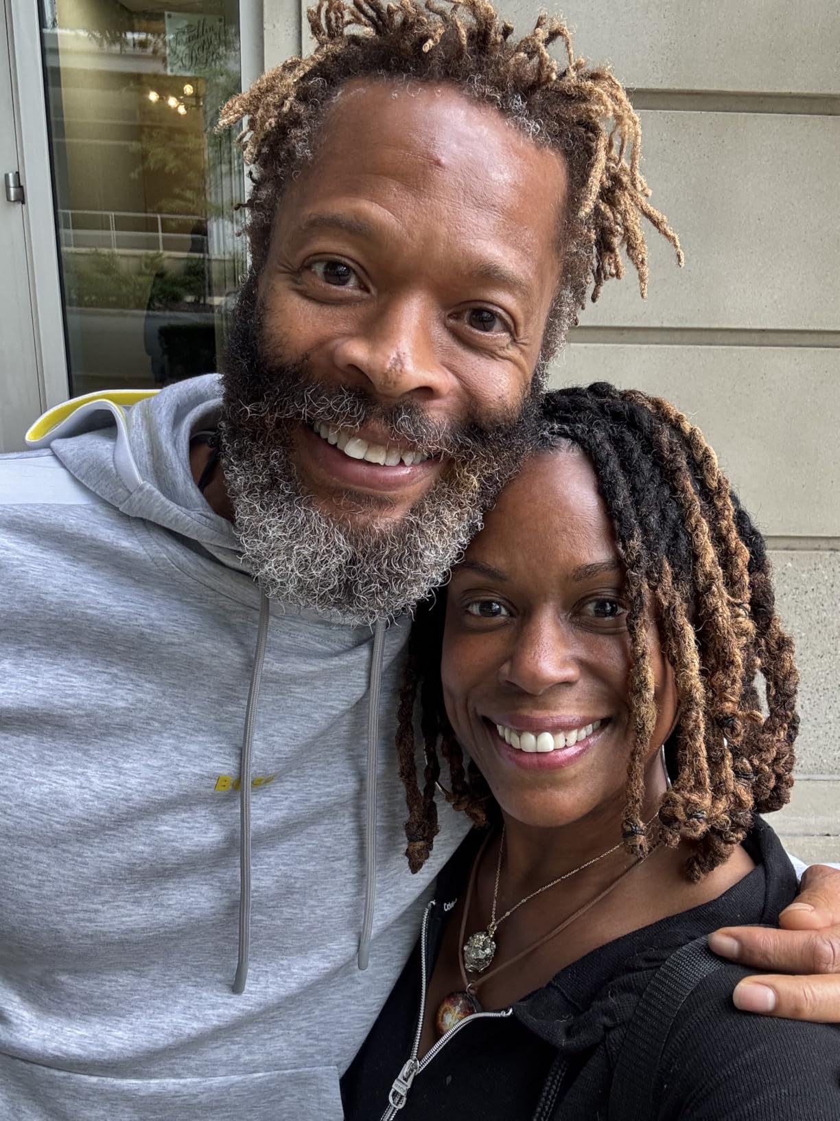 BOB AND BRAD A2 Pro Massage Gun with Heat and Cold Therapy, FSA Eligible/HSA Eligible, Professional Percussion Massage Gun Deep Tissue for Home Gym, Portable Muscle Massager with Force Sensor Light Customer Review BOB AND BRAD A2 Pro Massage Gun with Heat and Cold Therapy, FSA Eligible/HSA Eligible, Professional Percussion Massage Gun Deep Tissue for Home Gym, Portable Muscle Massager with Force Sensor Light - Customer Photo 1