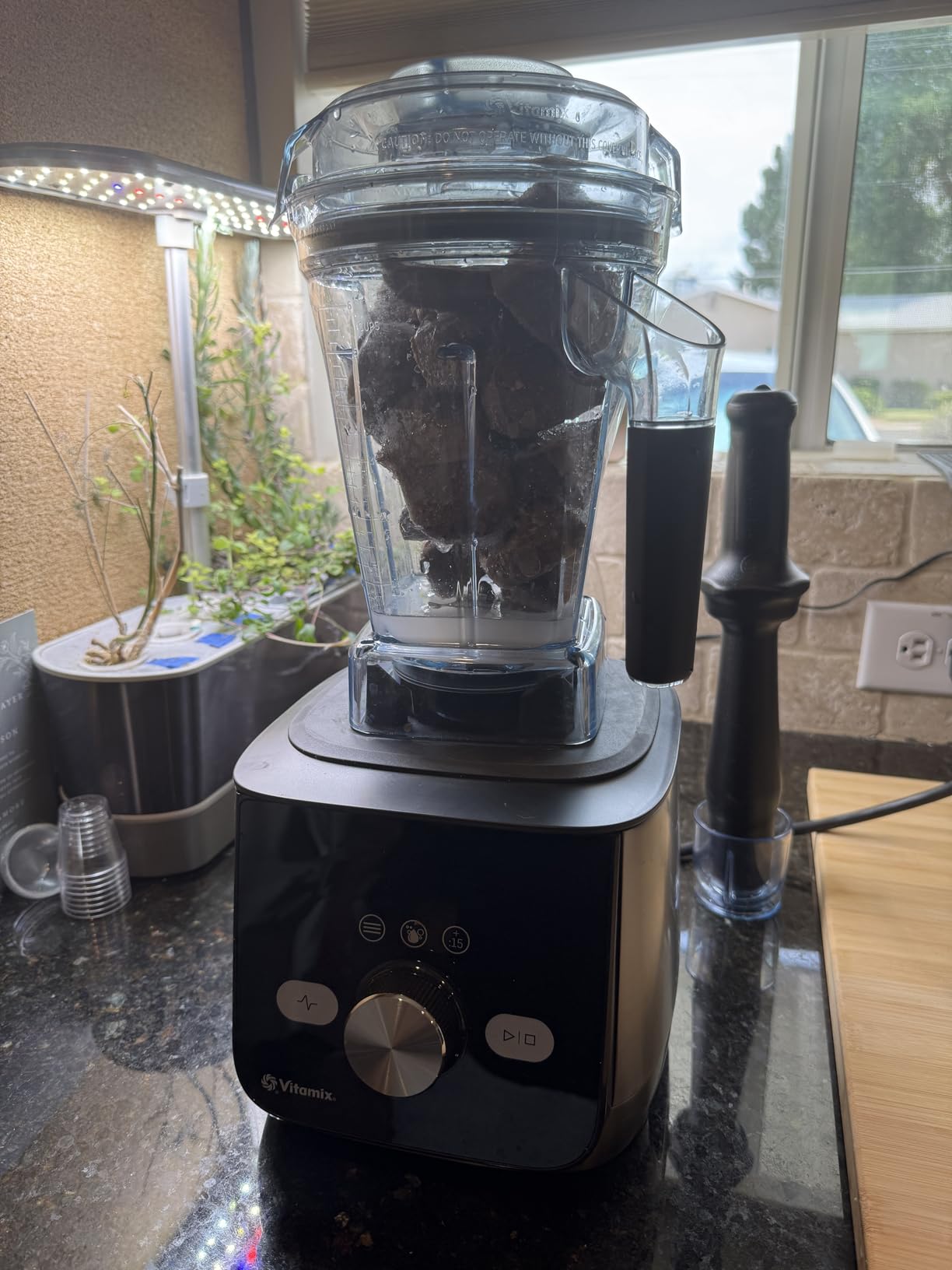 Vitamix Ascent X5 Blender with 10 Blending Programs, Self-Cleaning Program, Professional-Grade Blender for Smoothies, Soups and More, Stainless-Steel Blades, 48 Oz Container, Brushed Stainless Customer Review Vitamix Ascent X5 Blender with 10 Blending Programs, Self-Cleaning Program, Professional-Grade Blender for Smoothies, Soups and More, Stainless-Steel Blades, 48 Oz Container, Brushed Stainless - Customer Photo 5