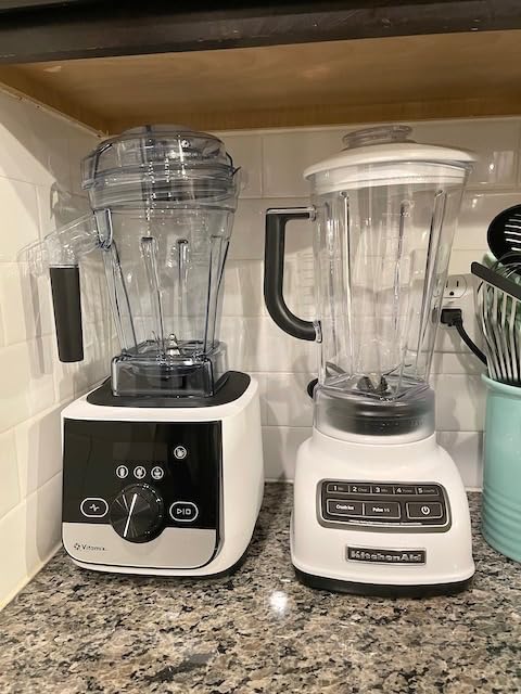 Vitamix Ascent X3 Blender with Three Blending Programs, Self-Cleaning Program, Professional-Grade Blender for Smoothies, Soups and More, Stainless-Steel Blades, 48 Oz Container, Shadow Black - Customer Photo 2