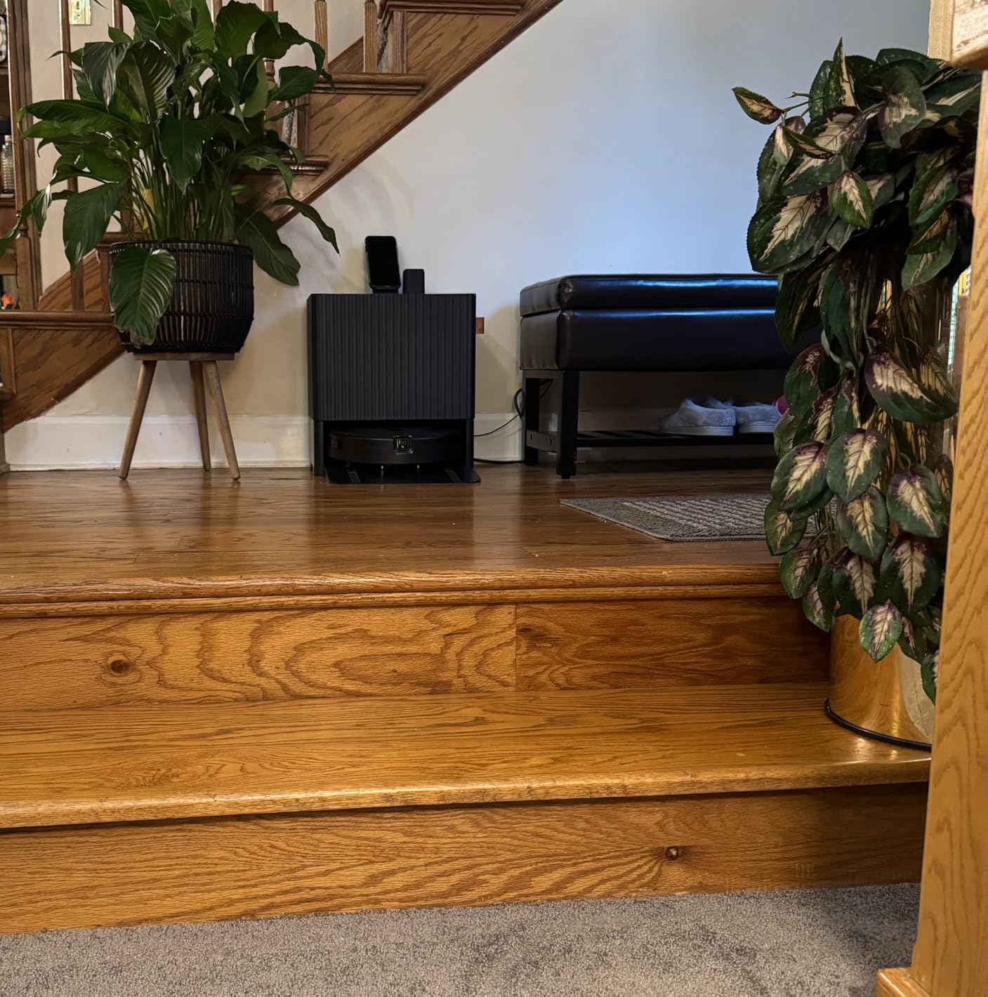 iRobot Roomba Combo 10 Max Robot Vacuum and Mop + AutoWash Dock (x0850) - Multi-Functional Base, Refills Bin, Washes & Dries It's Mop Pad, Self-Emptying, Auto-Retract Mop Pad, Avoids Obstacles - Customer Photo 1