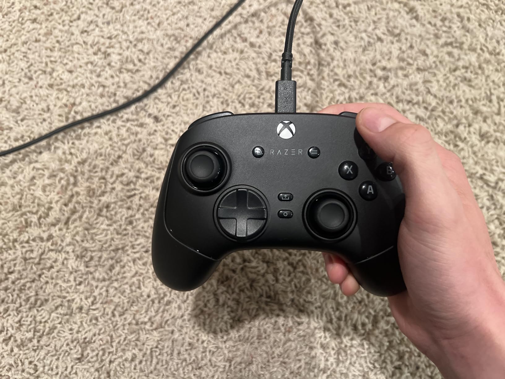 Razer Wolverine V3 Pro Wireless Gaming Controller: Licensed for Xbox Series X|S, Xbox One, Windows PC - 6 Remappable Buttons - Fast Triggers - Customizable Thumbsticks - Wired Tournament Mode - Black - Customer Photo 1