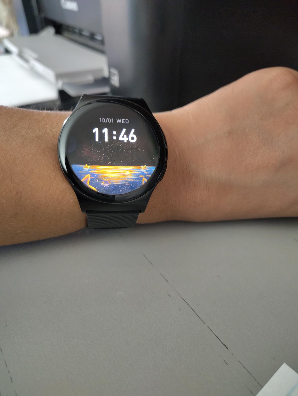 Motorola Moto Watch 120 - Premium Bluetooth Smartwatch with AMOLED Display, 10-Day Battery, Heart Rate & SpO2 Tracking, Fitness & Health Monitoring, Compatible with Android and iPhone - Phantom Black - Customer Photo 2