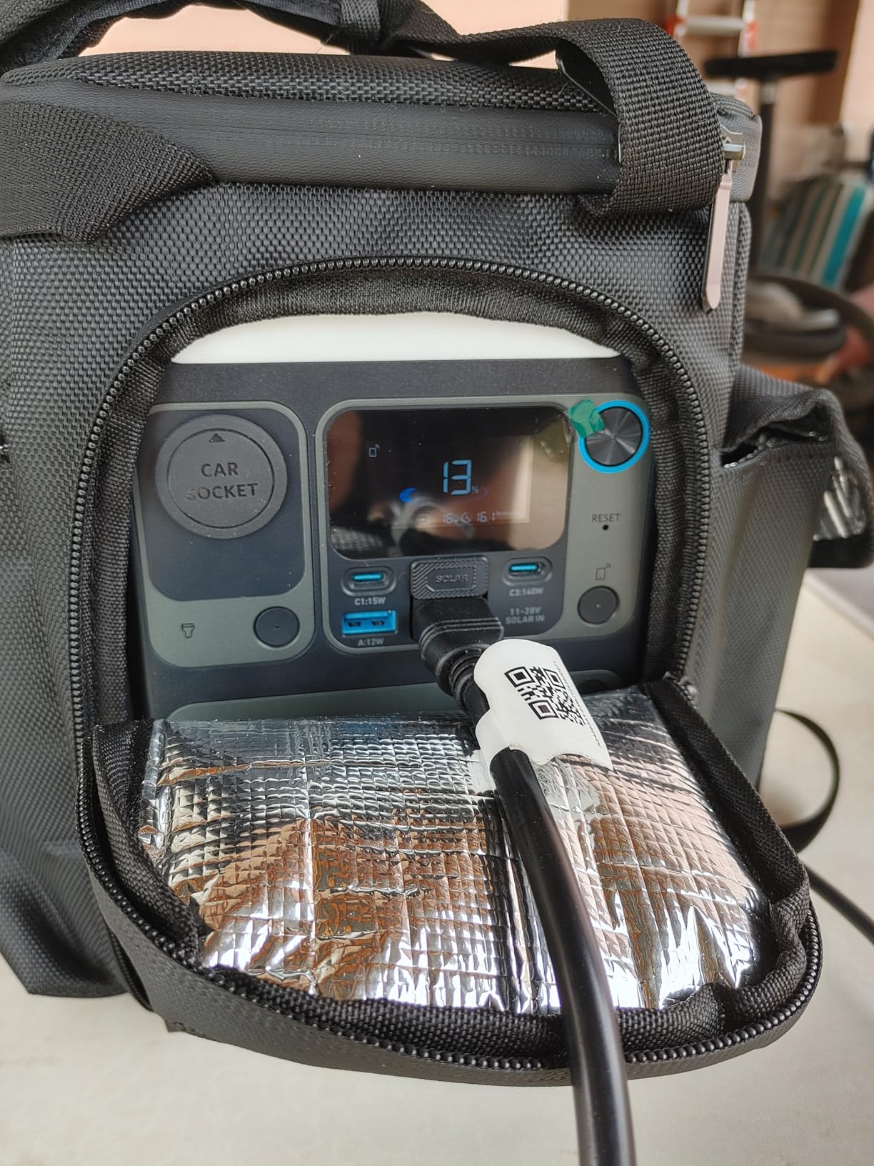 Anker Solar Generator SOLIX C300 with 60W Solar Panel, 288Wh Portable Power Station, 300W (600W Surge), LiFePO4 Battery, 140W Two-Way Fast Charging, for Outdoor Camping, Traveling, and Emergencies - Customer Photo 2