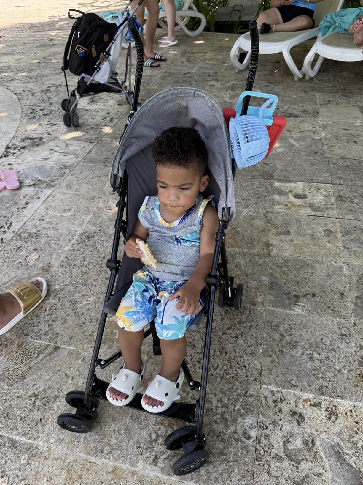 Dream On Me Aero Travel Umbrella Stroller, One-Hand Quick Fold, 3-Point Safety Harness, Dual Brakes, Adjustable Removable Canopy, Lightweight Compact & Space-Saving for Infants and Toddlers – Black - Customer Photo 2